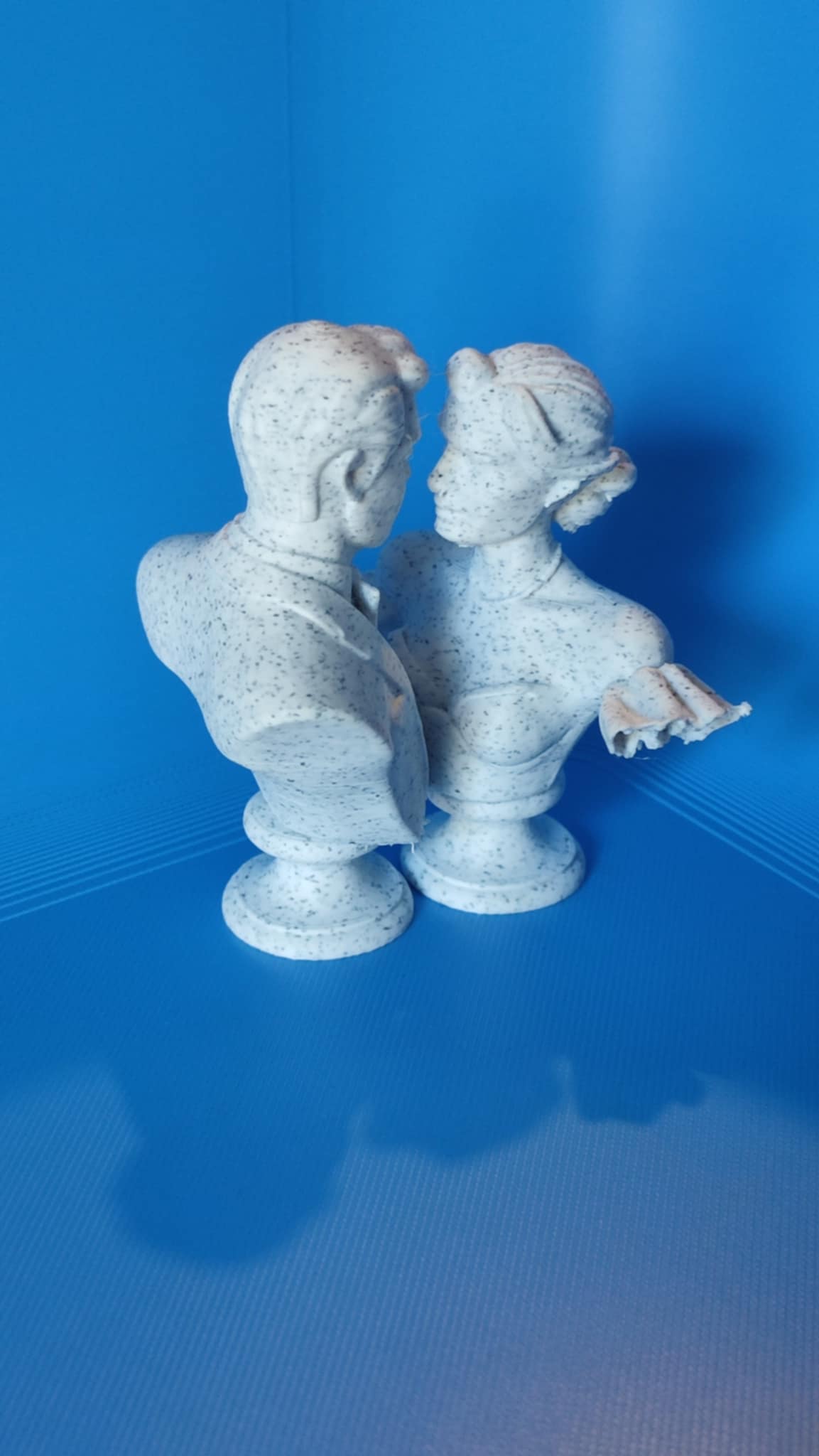 Love Staute — thumbnail 3