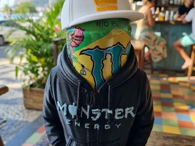 3D Printed Monster Energy Can+Holder - Hoodie Edition + Cap