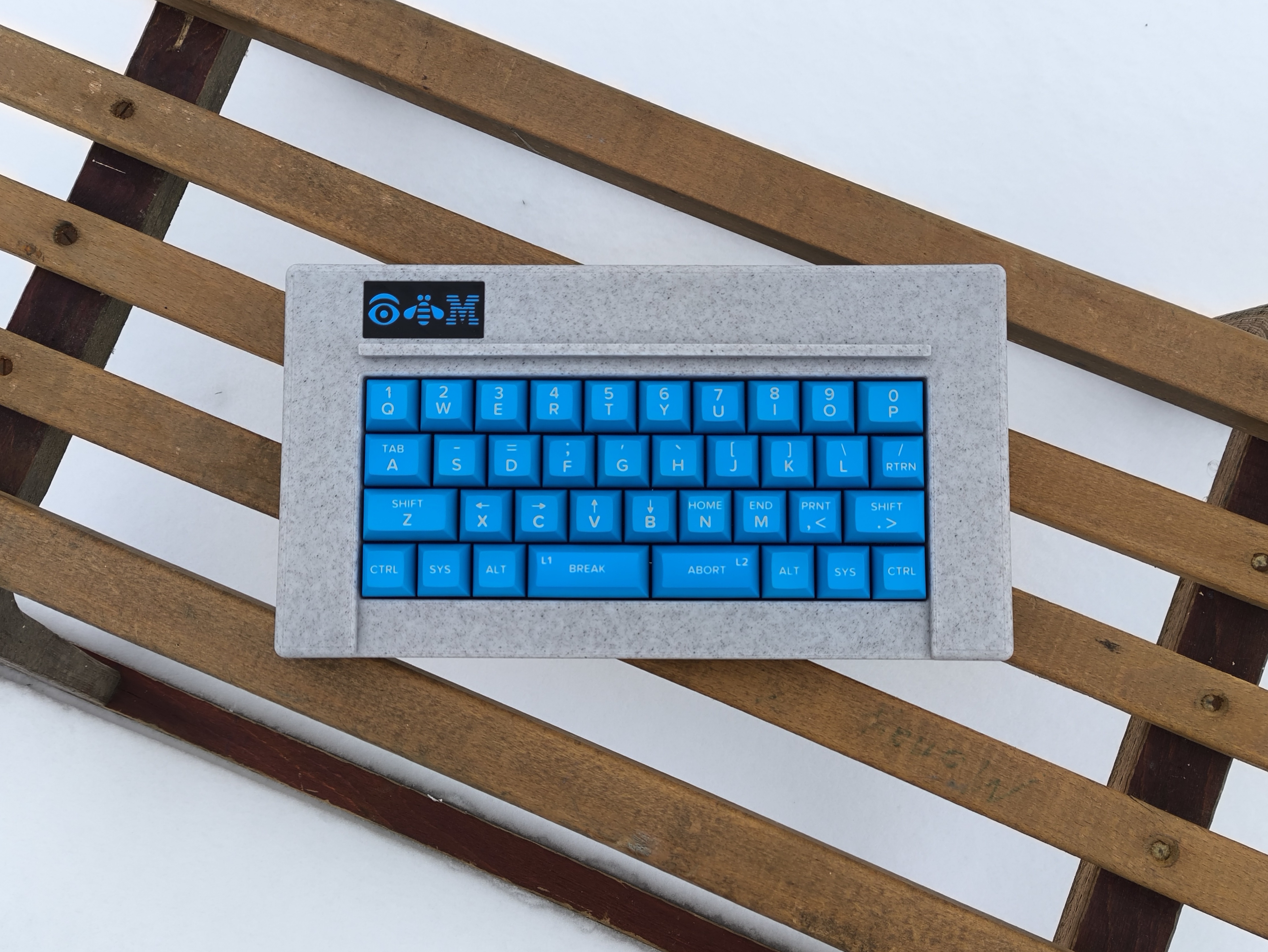 Q-Saver V2 Keyboard Case