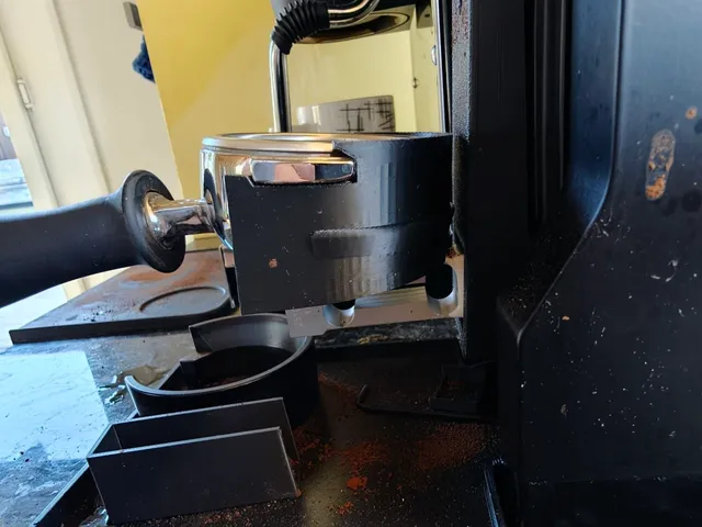Eureka Specialita - Naked Portafilter holder for Rancilio
