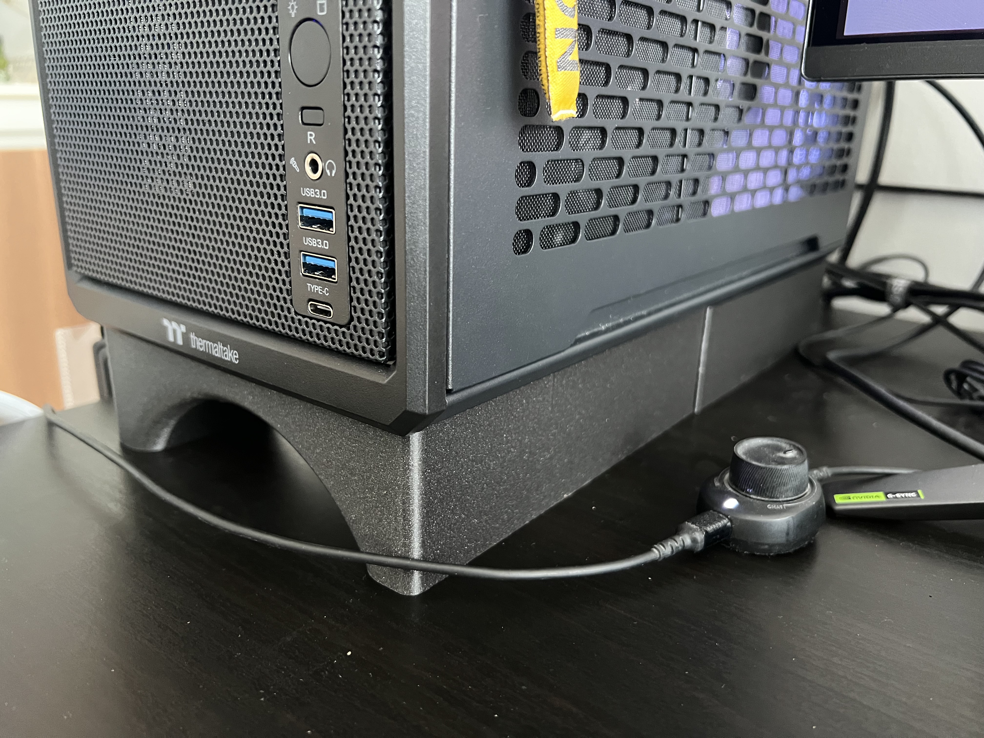 Thermaltake TR100 Case Riser