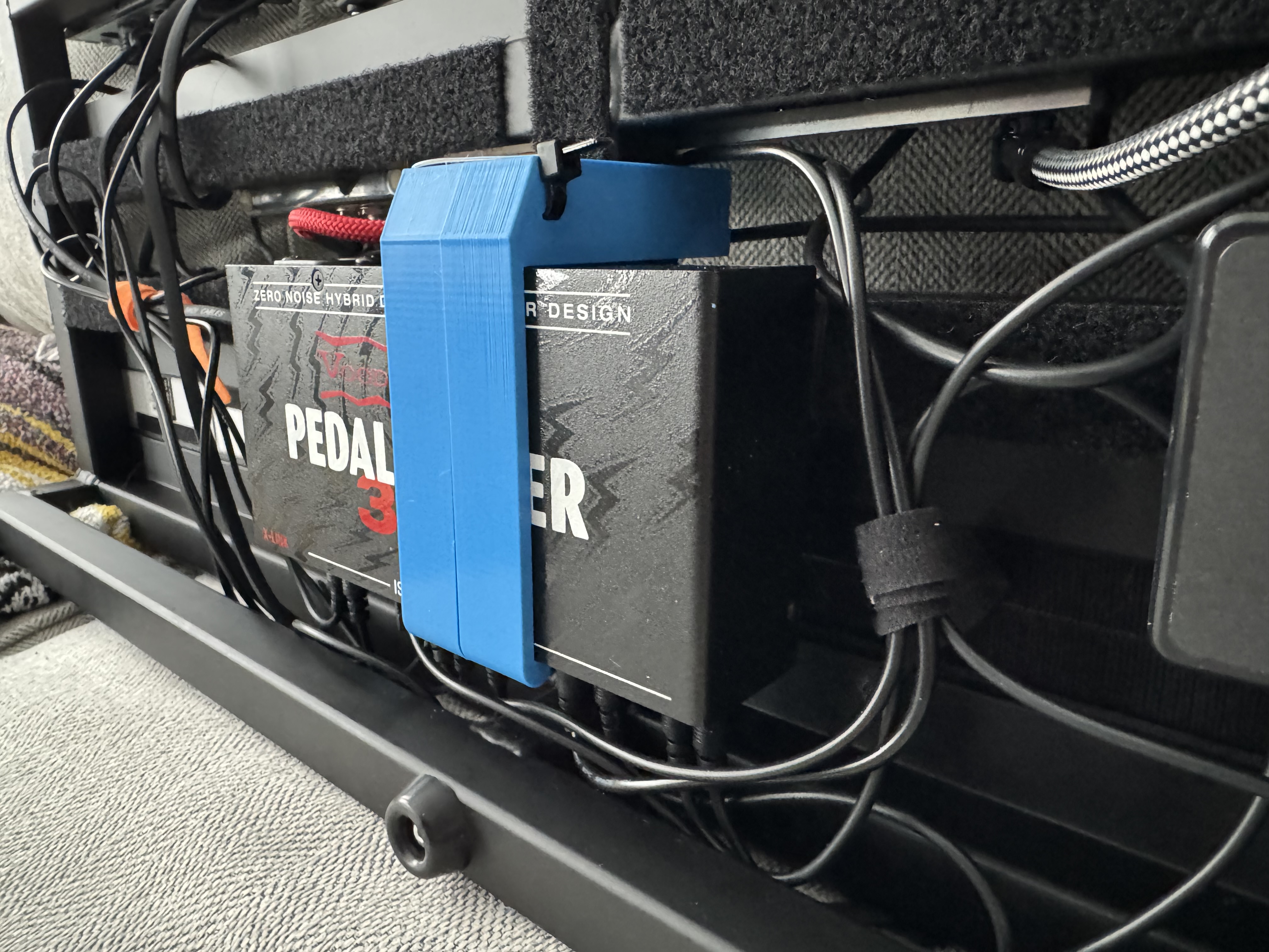 Voodoo Lab Power 3 Plus Mount for Pedaltrain Classic Pro Pedalboard