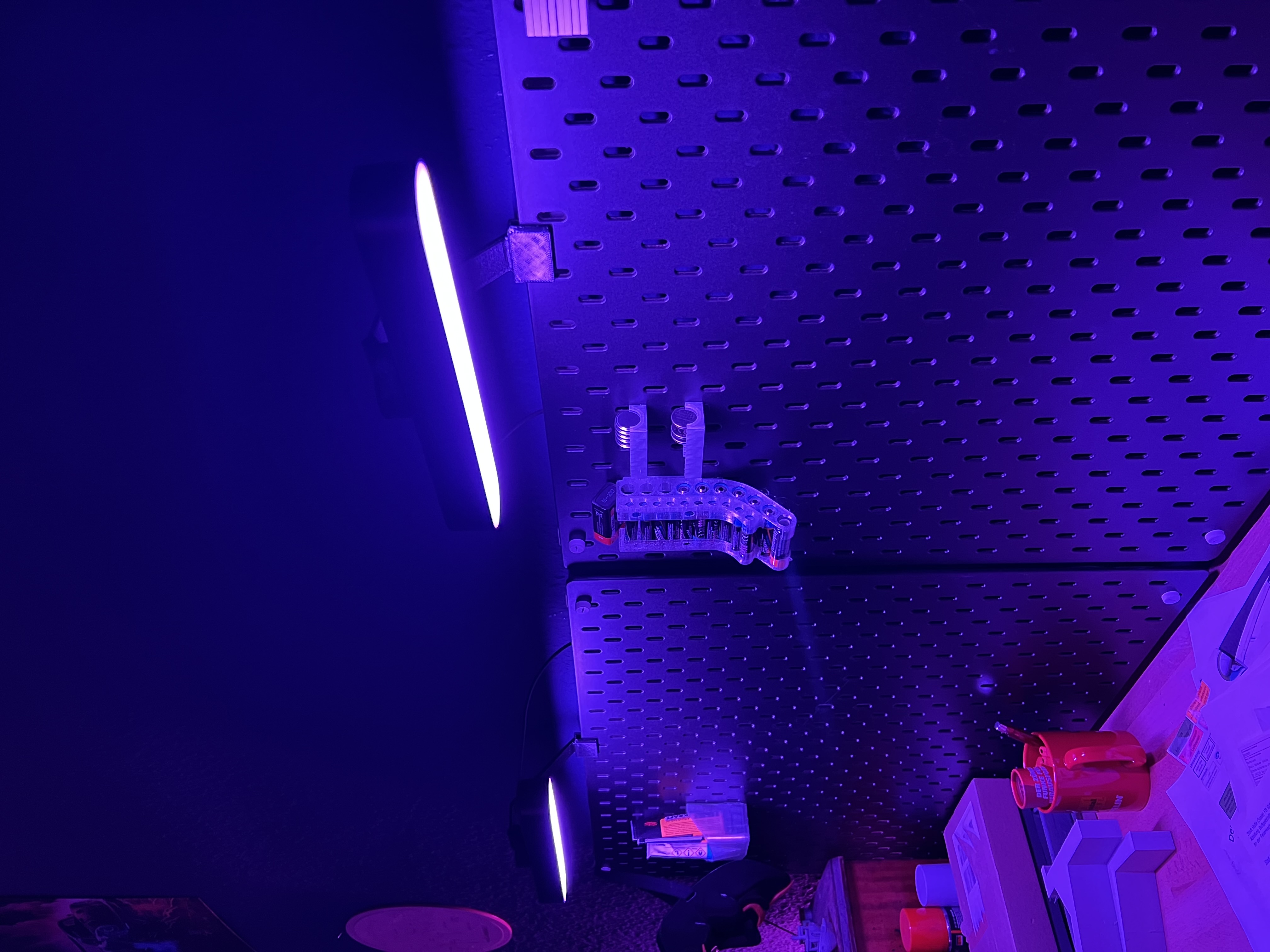 Phillips hue light bar holder Skadis