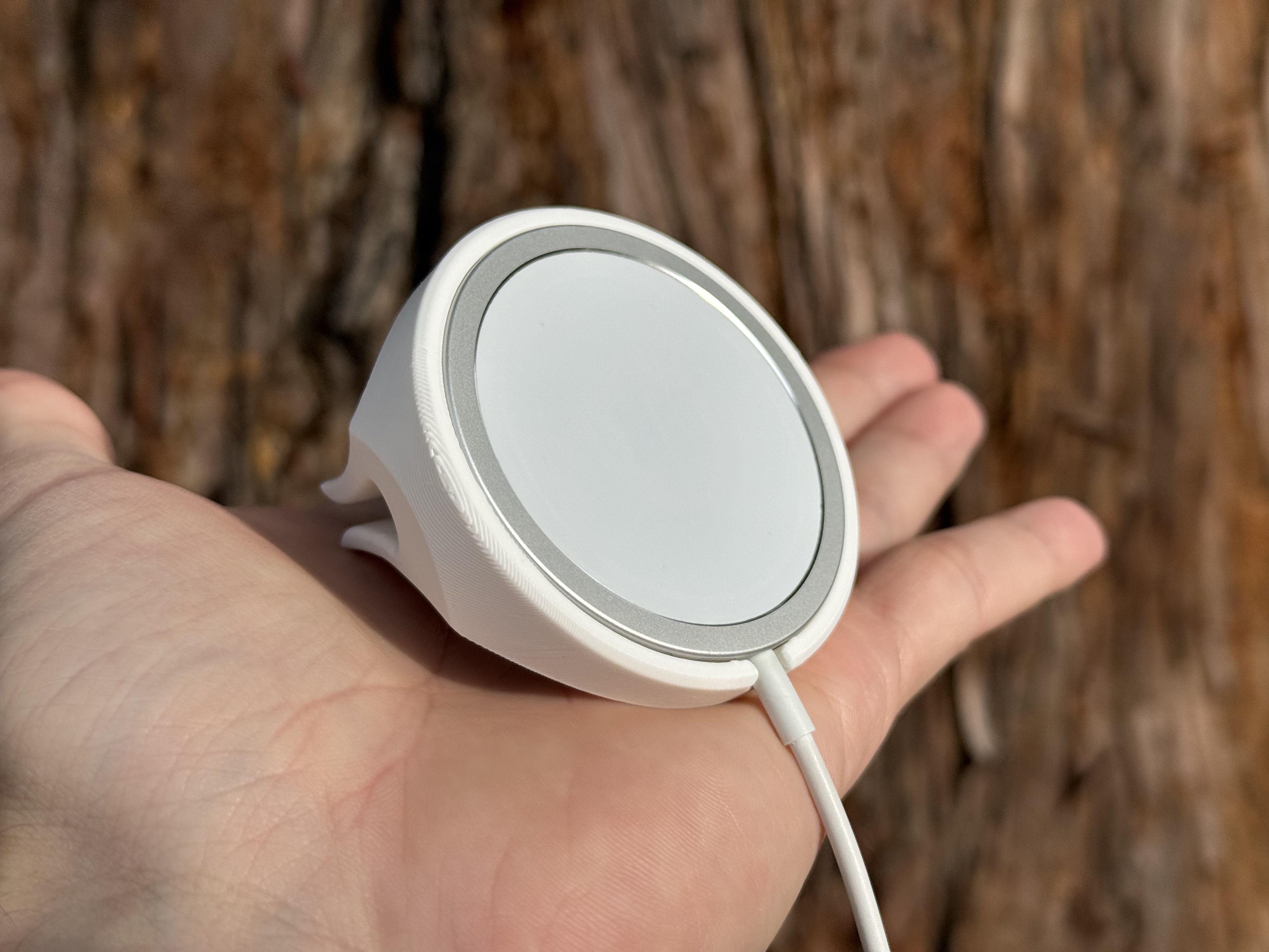 S33D — LIFT — LiftMount — MagSafe Car Vent Mount