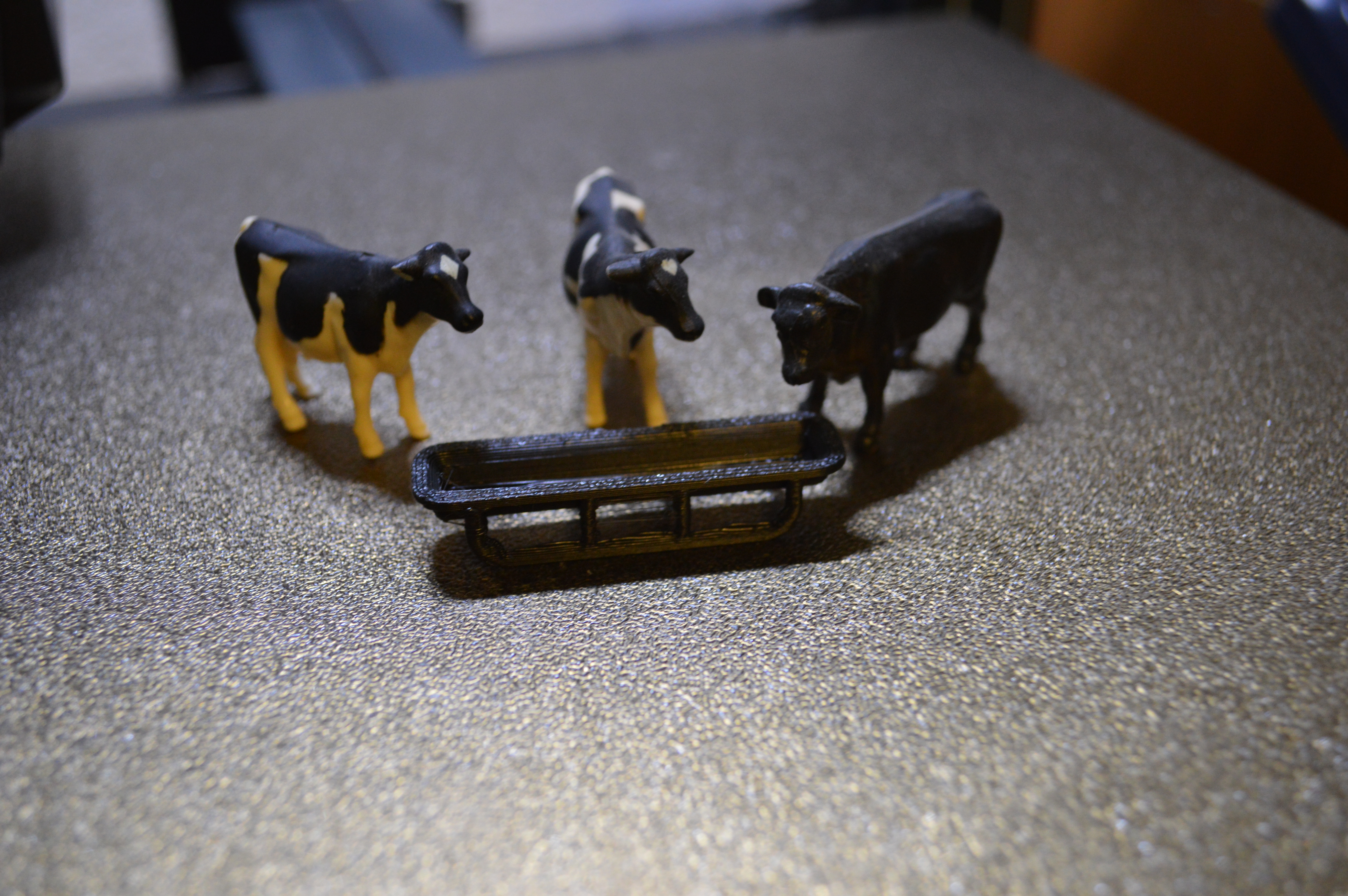 1/64th scale cow feed bunk