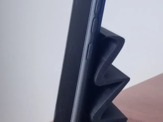 stand phone for desk , easy to print, no support , symbol reiki