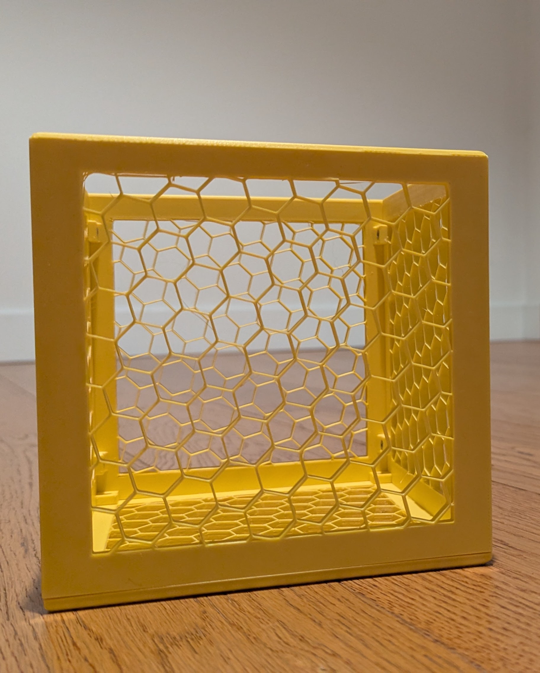 Hex Mesh Utility Box – 3‑Part Modular