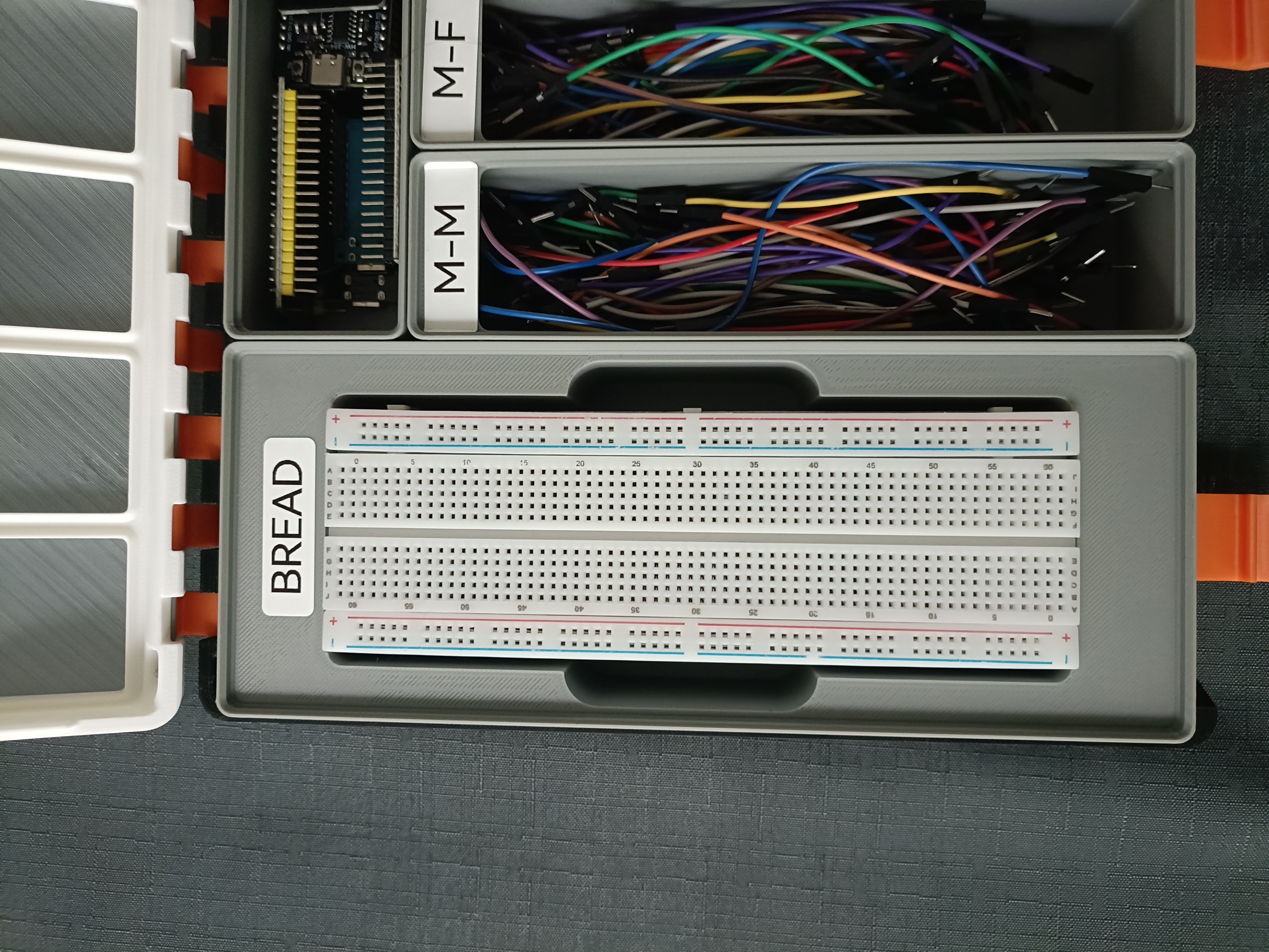 Gridfinity Breadboard Holder – 4× 830-Pin Full Size (5x2x6)