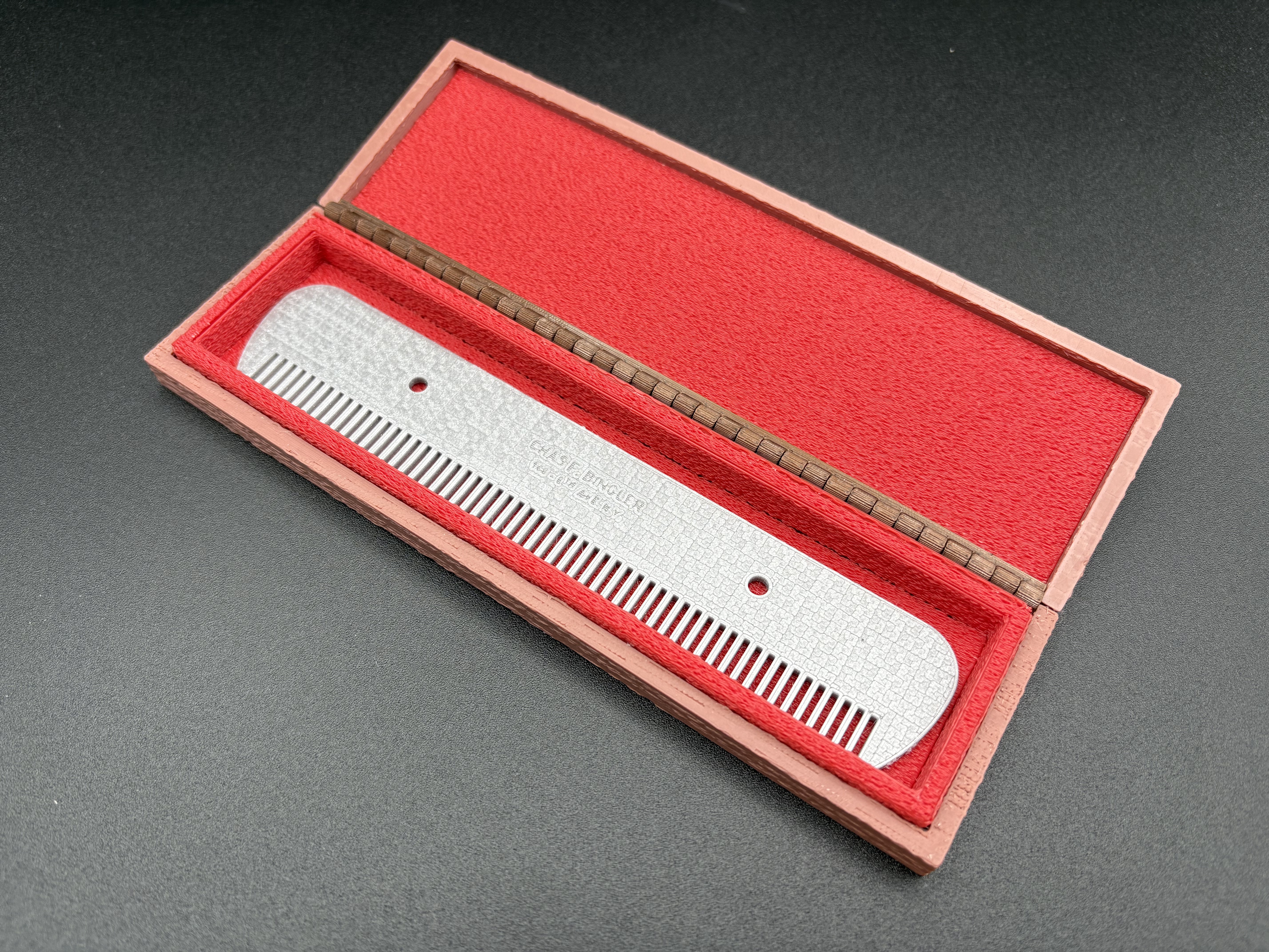 Model of Marcel Duchamp's Peigne (Comb)