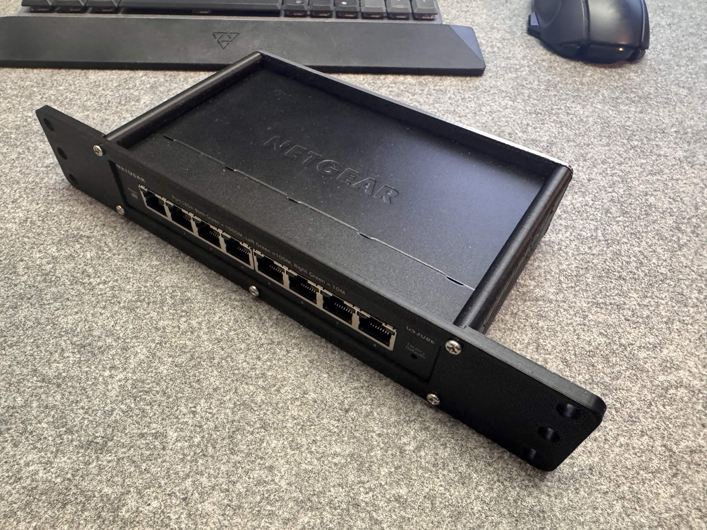 Small Netgear Switch 1U 10" Rack mount adapter 3D model
