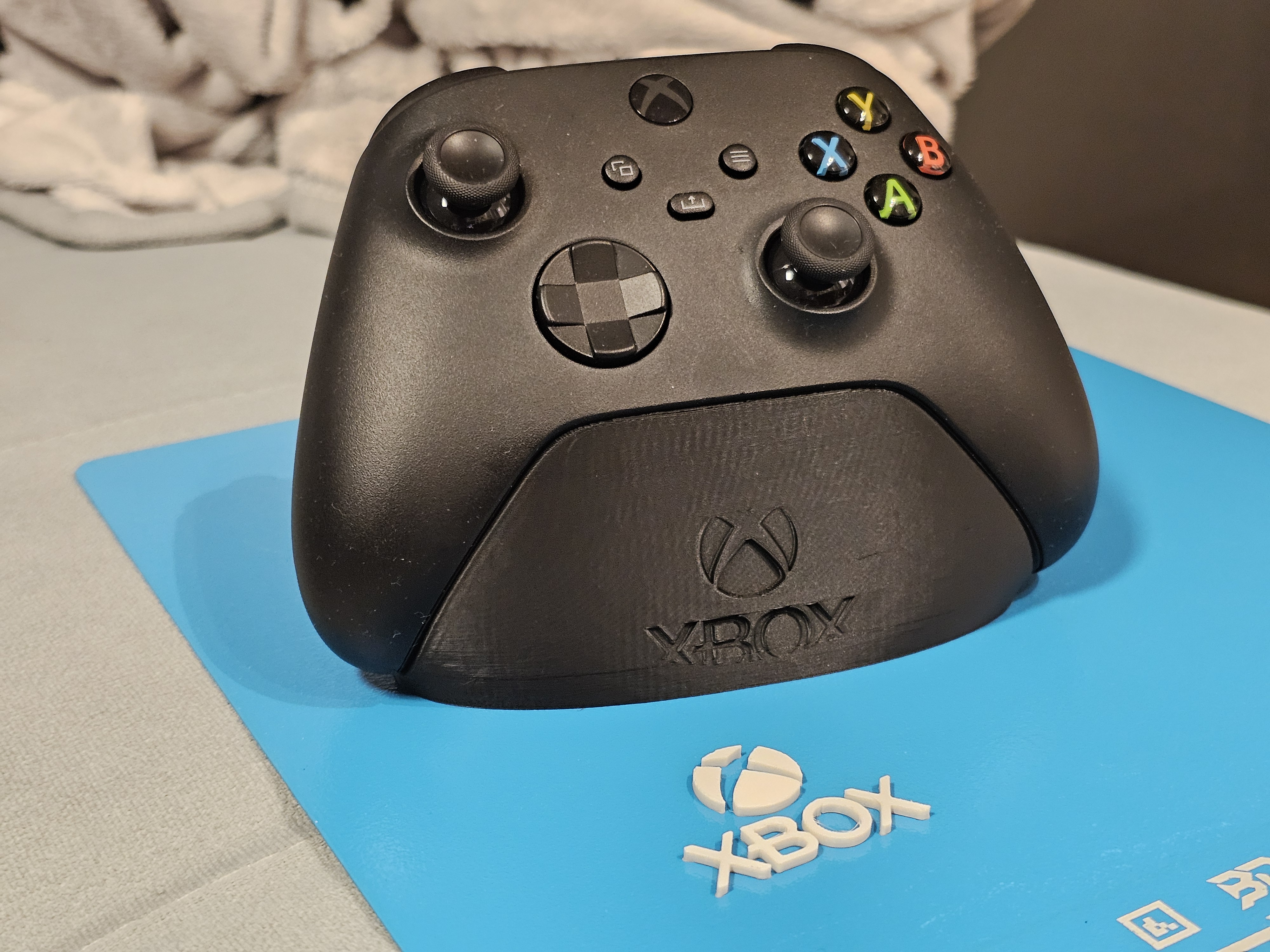 Miniatura 5 do modelo 3D Minimalistic Xbox Controller Stand with Logo