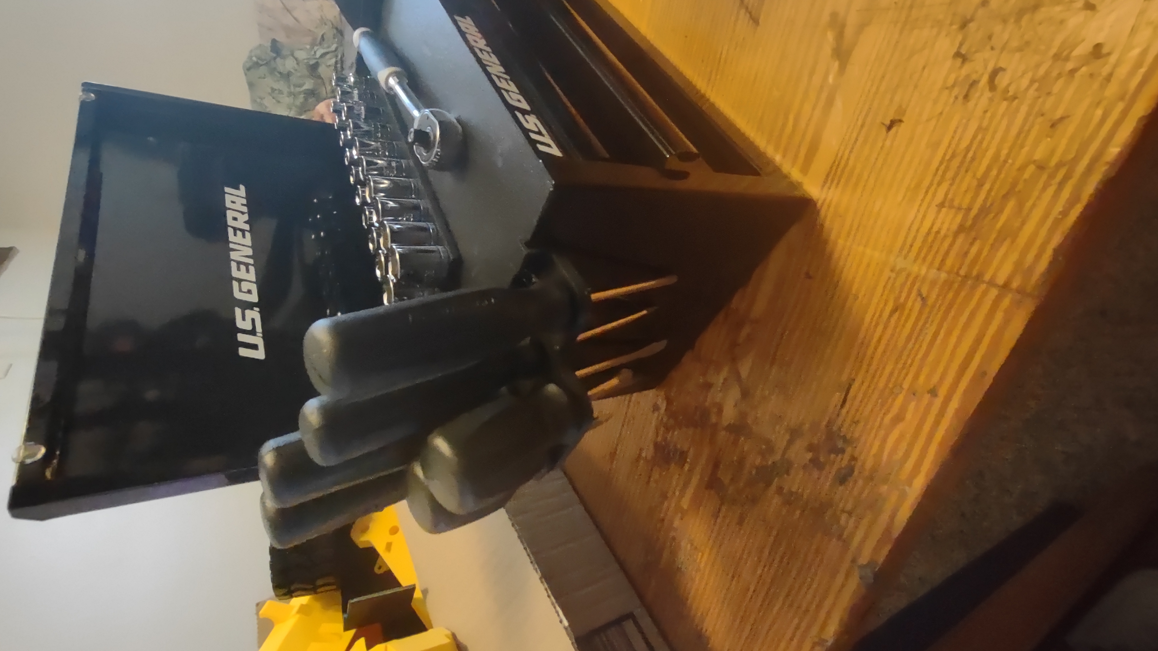 screw driver hanger for mini toolbox
