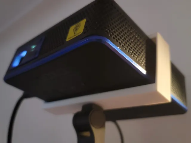 AAXA M8 Flip Mount