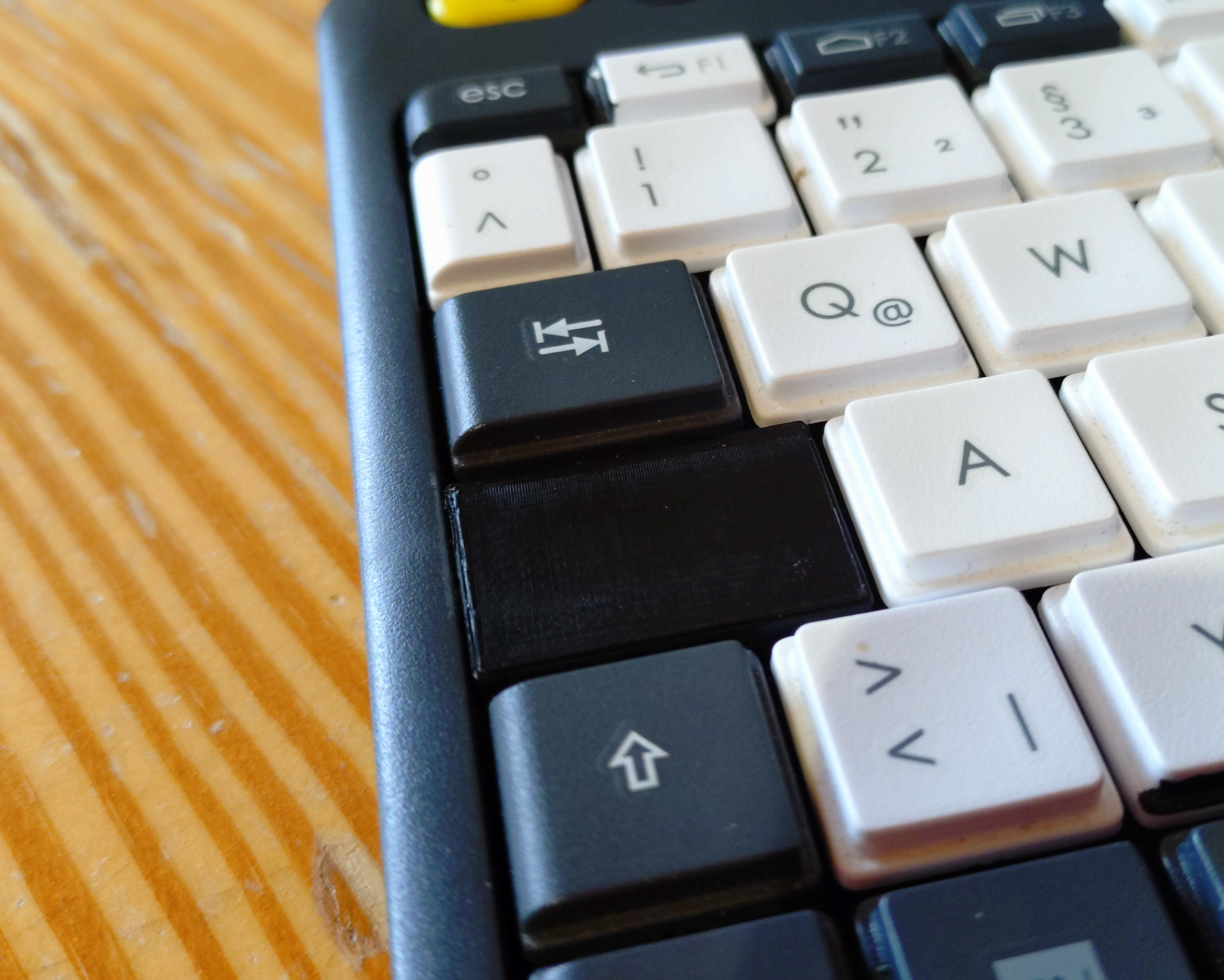Logitech K400 noCaps (FreeCAD)