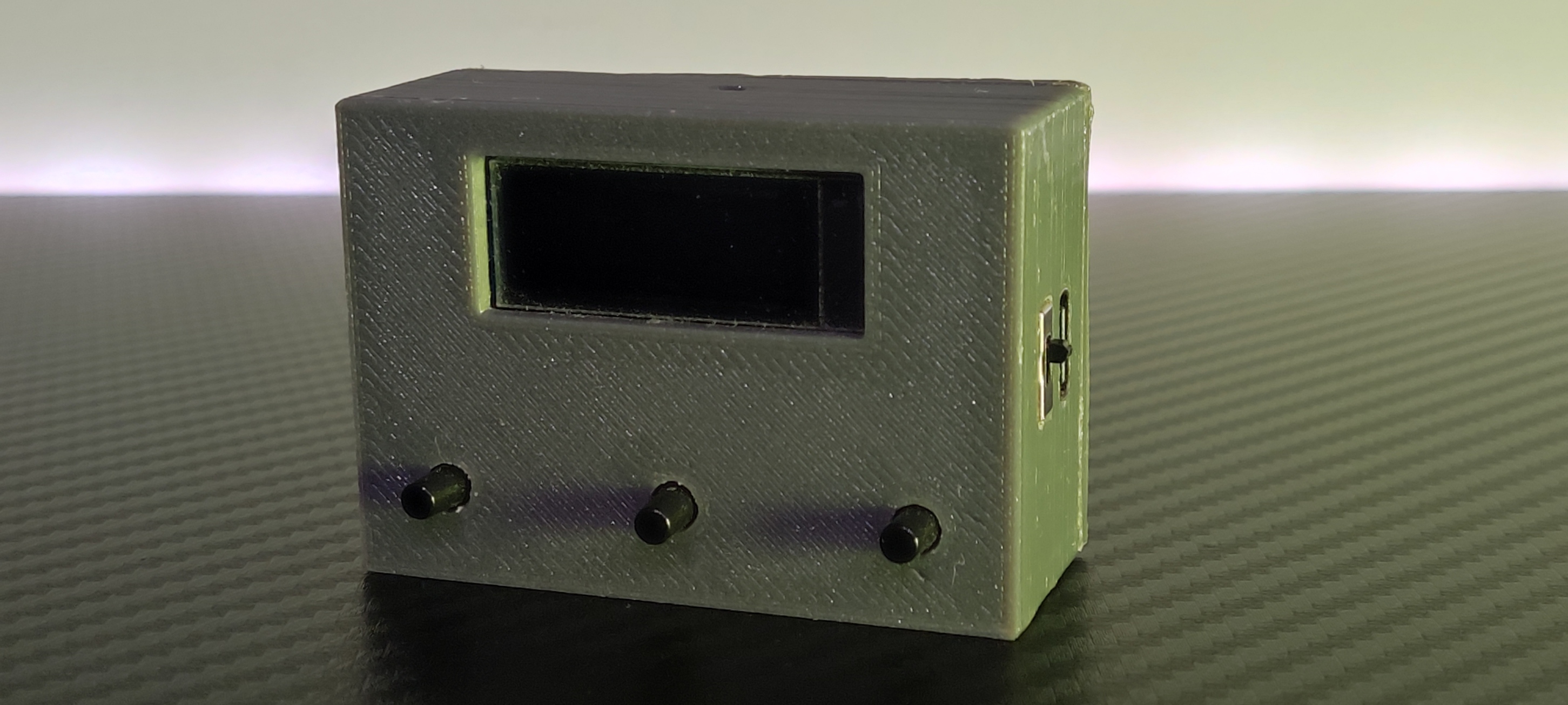 Miniatura 5 do modelo 3D MINI game Console