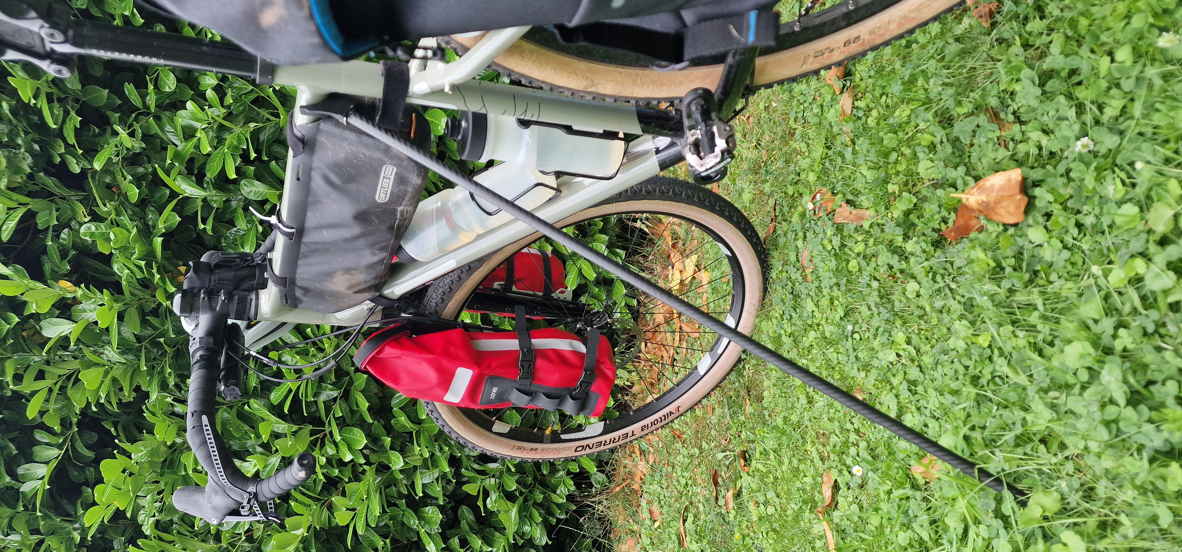 Rapid bicycle stand for touring bikes