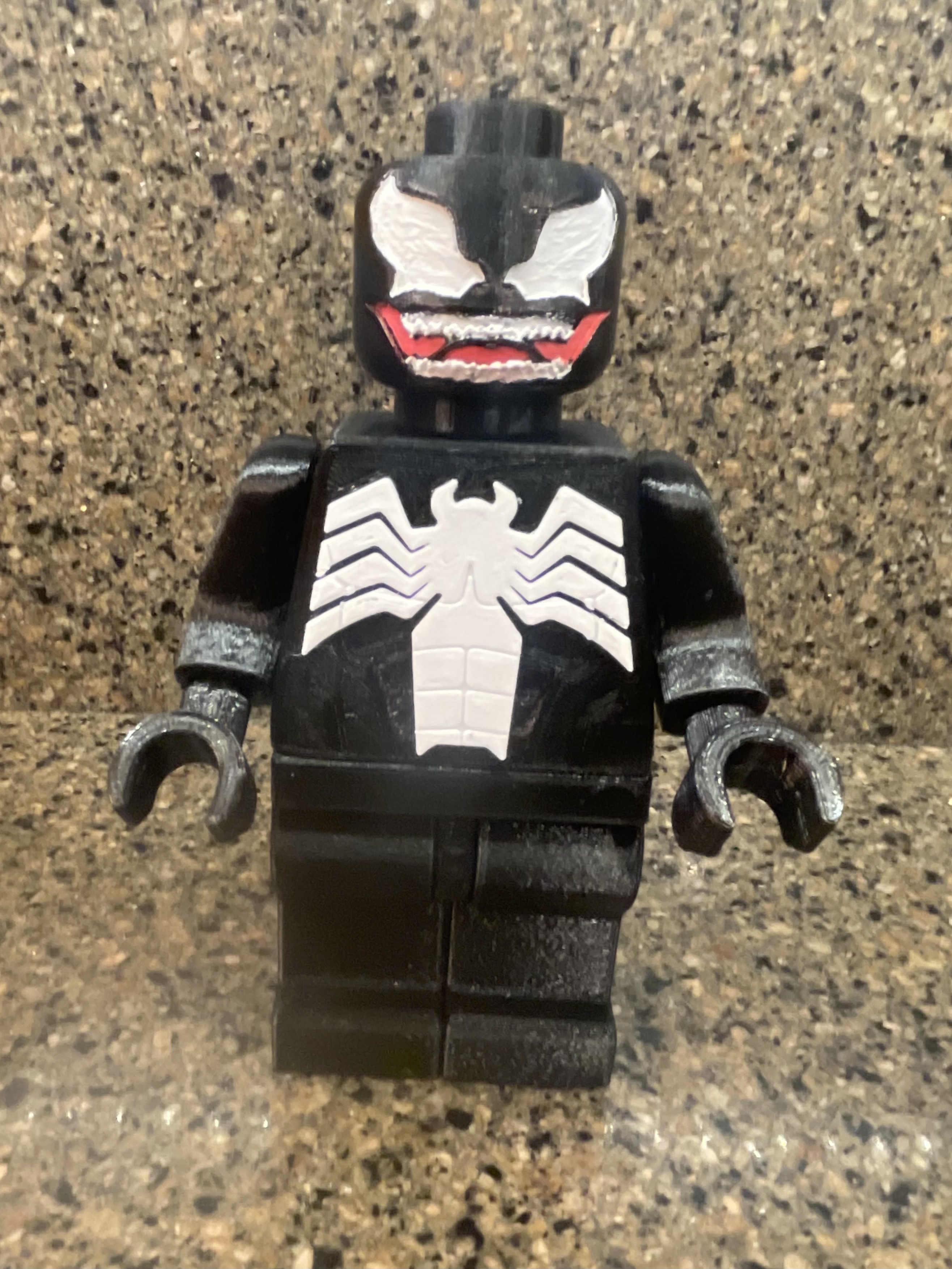 Symbiote Moveable Figure Head Optimized for Painting