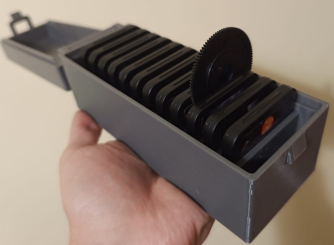 Projector film discs box (Izoxis projector)
