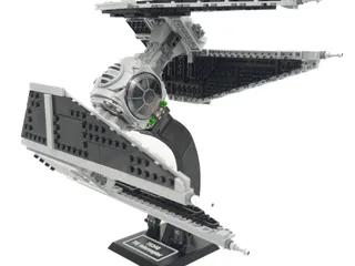 Display Stand for LEGO Star Wars 75348 Mandalorian Fang Fighter vs