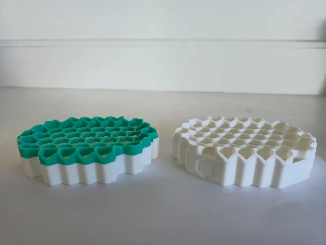 Hex Design Oval Soap Dish
