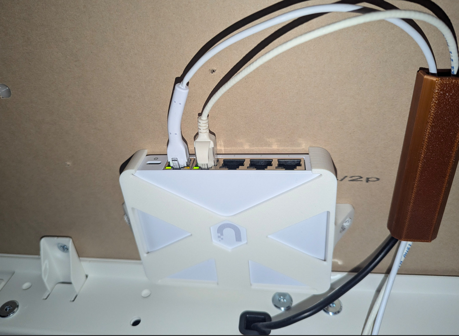 Unifi Flex Mini 2.5Gbe Under Desk Mount