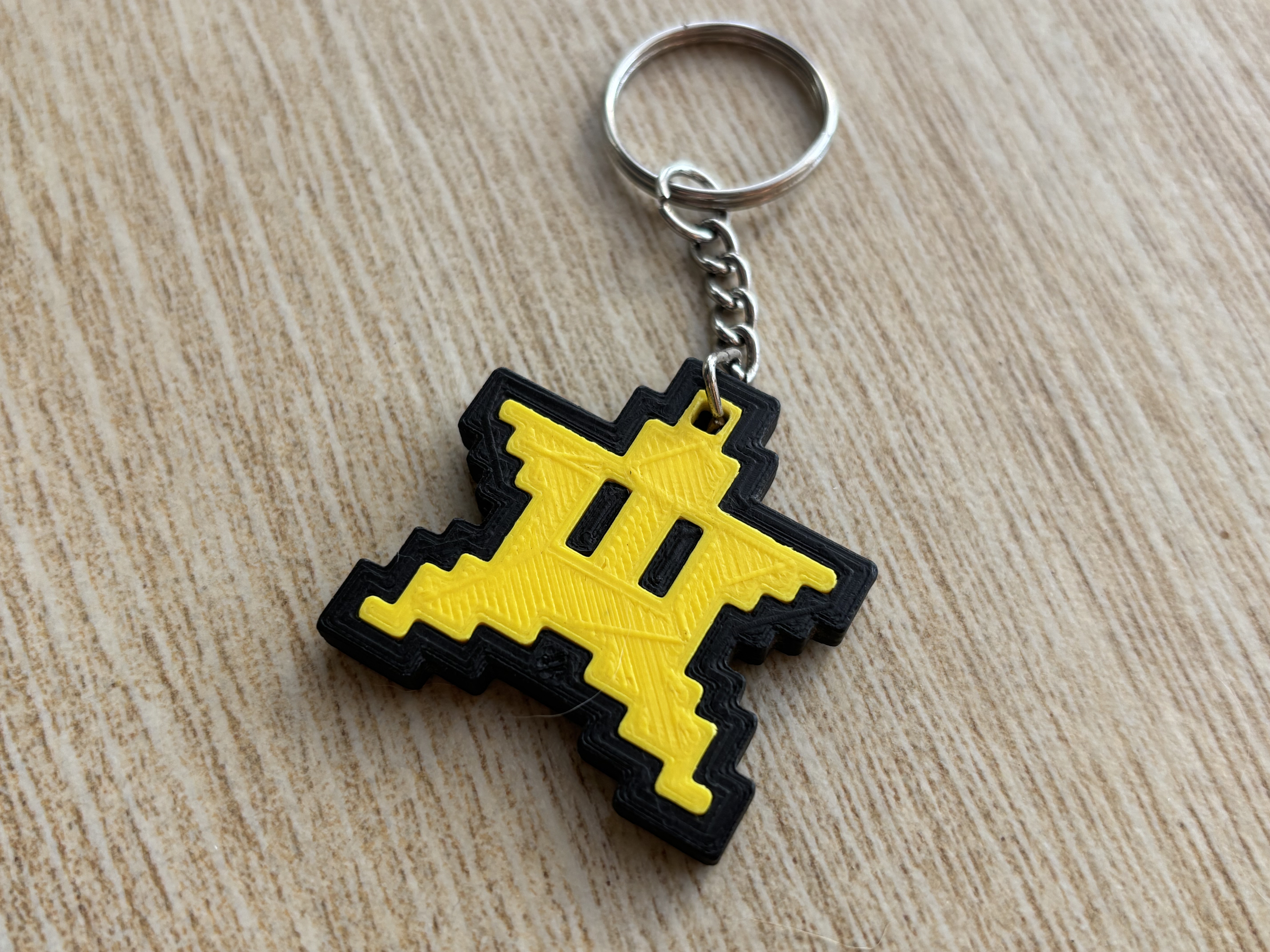 8-bit Mario Star Multipart Keychain – No-Glue Assembly