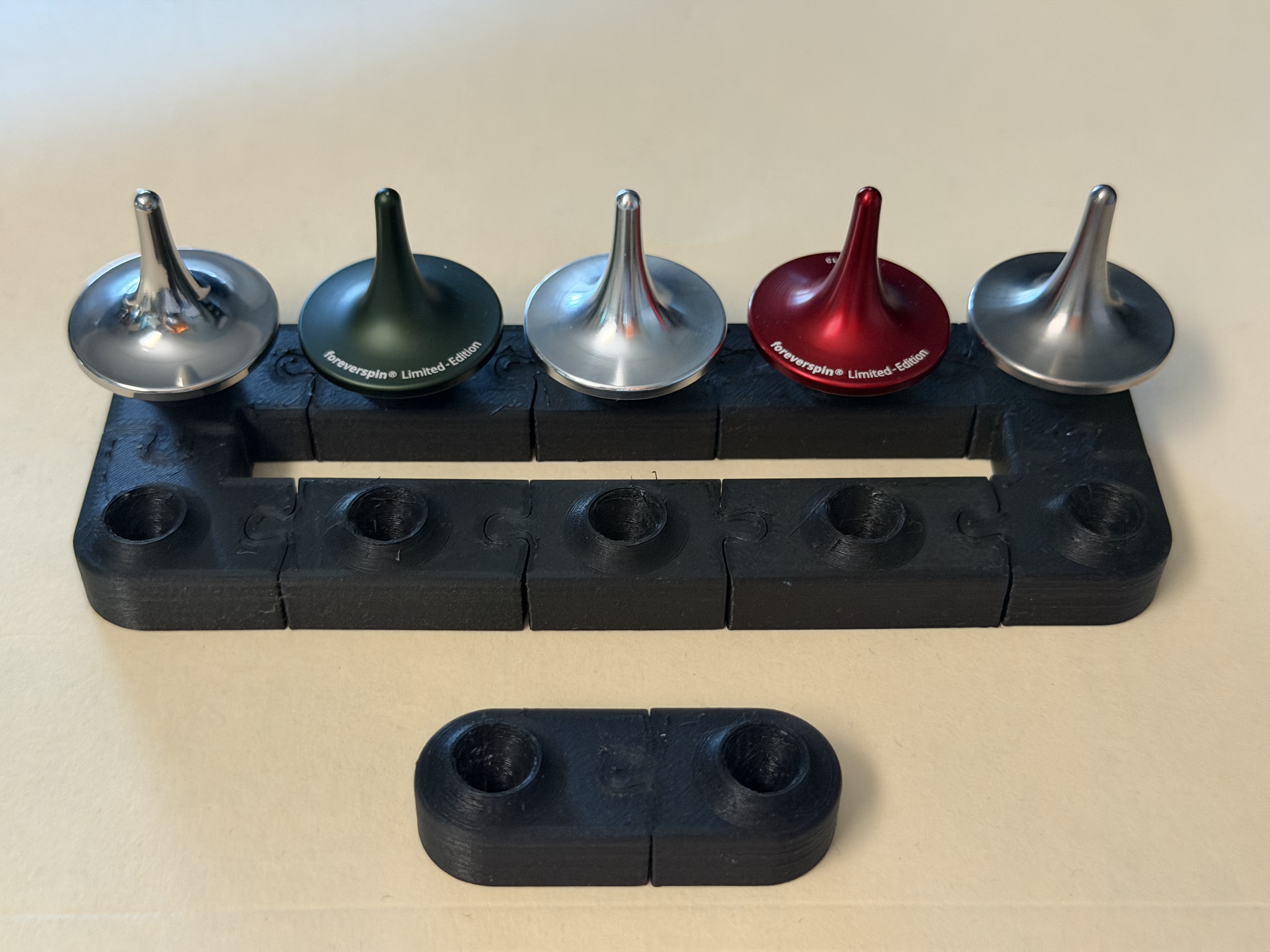 ForeverSpin Modular Puzzle Display Dock