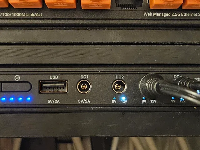 10" rack mount for Skazeke MD1 Mini UPS USV