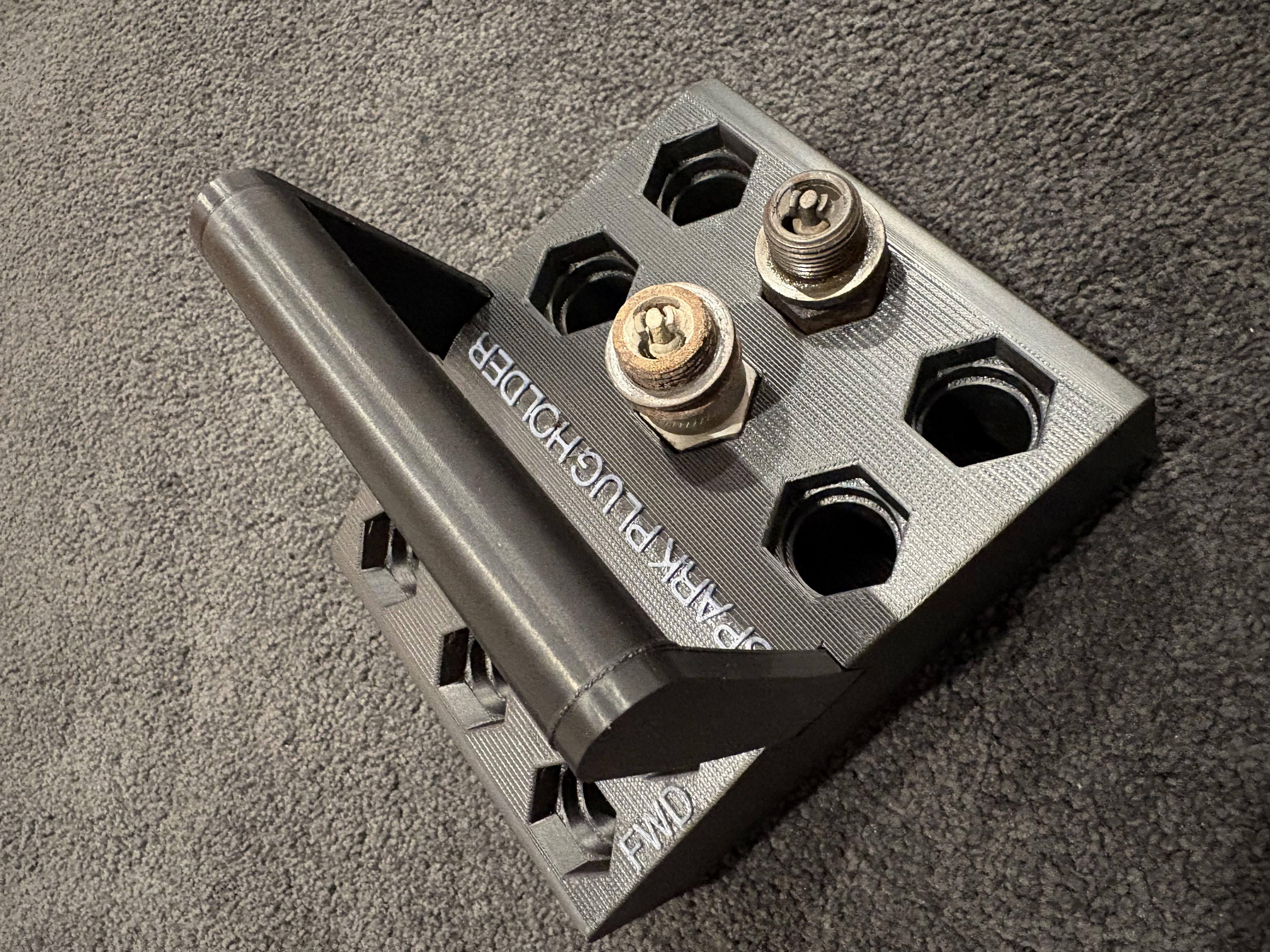 Miniatura 3 do modelo 3D Aircraft Engine Spark Plug Holder