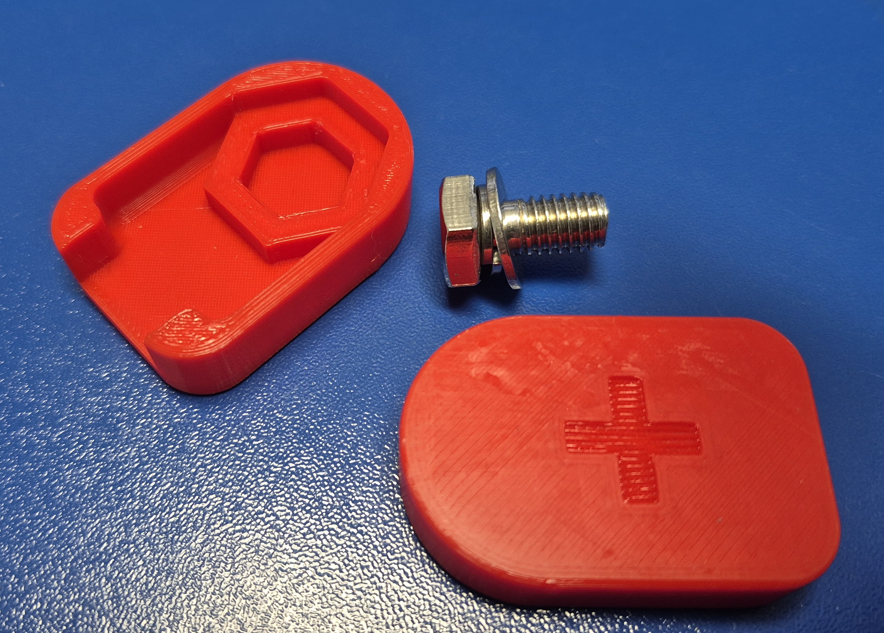 battery outlet cover