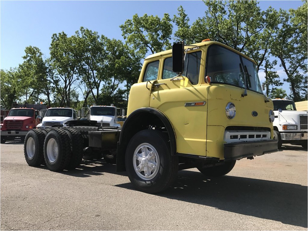 Ford C Tandem Axle / Aluminum Low Step Trailer
