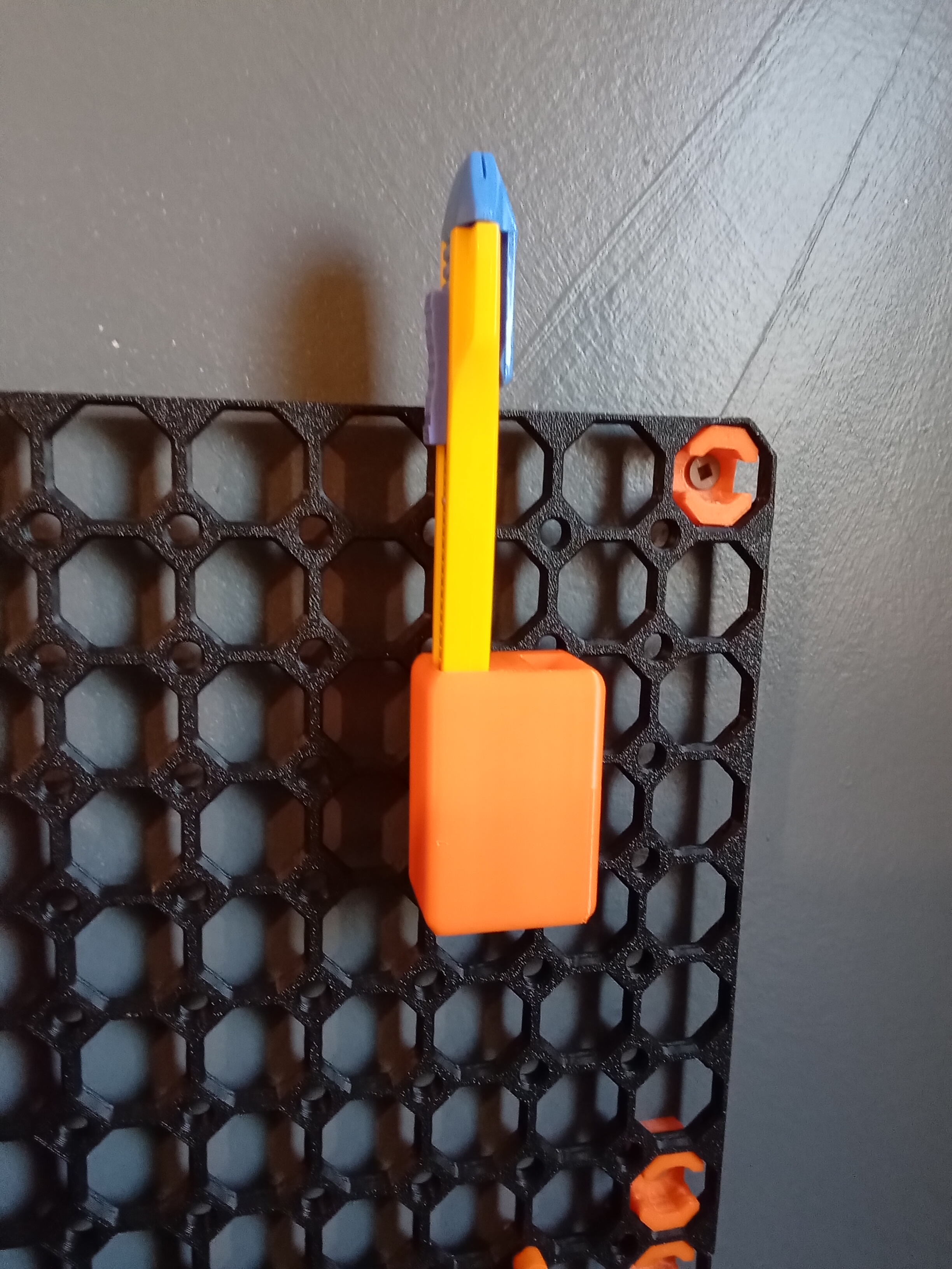 multiboard knife holder