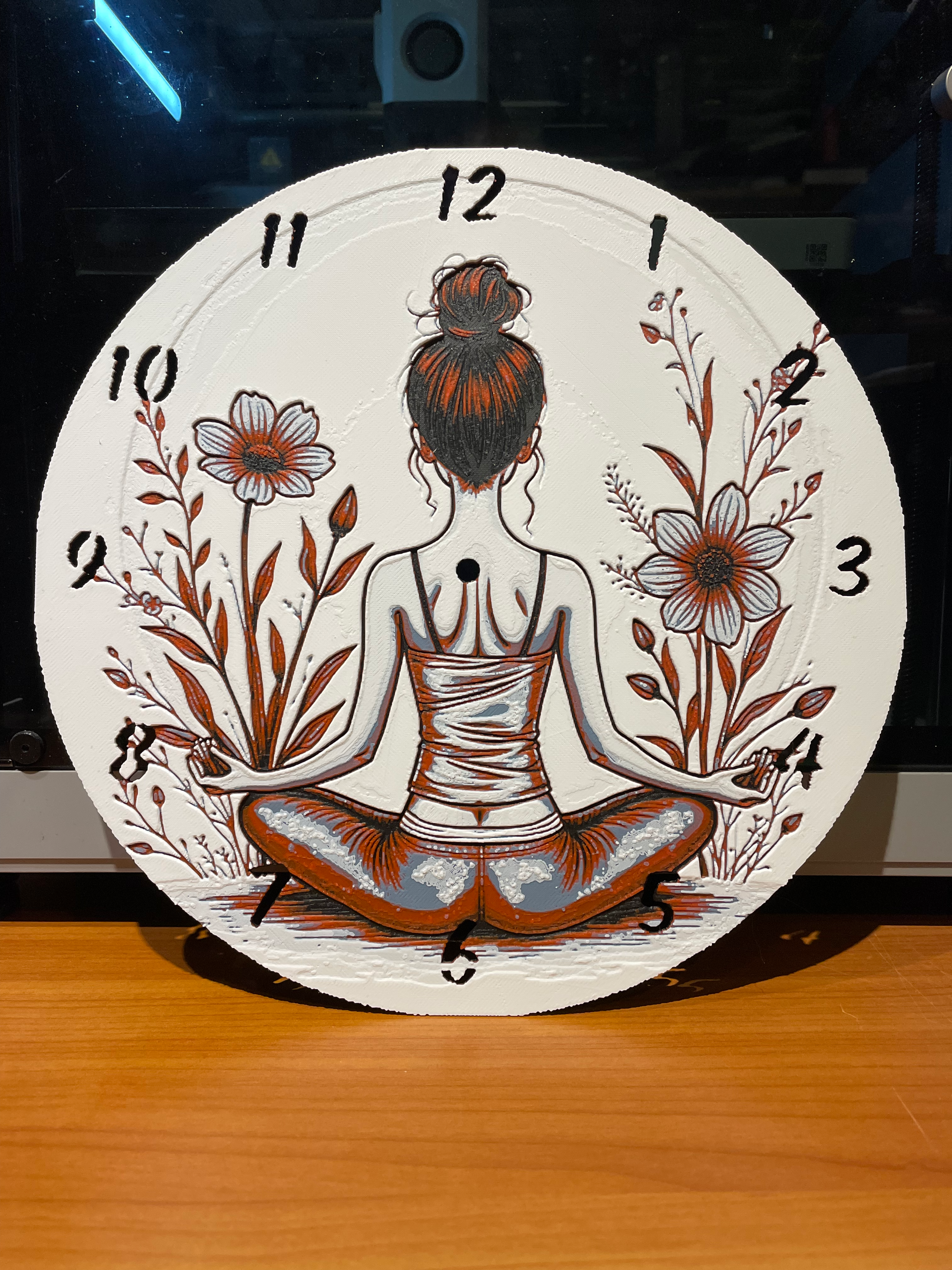 Wall Clock Hueforge Yoga — thumbnail 2