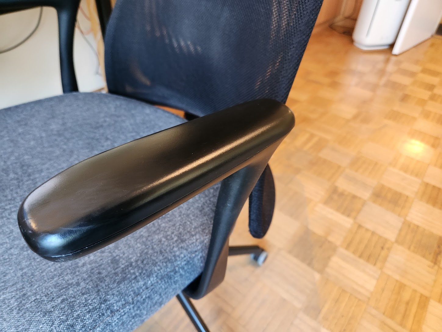 Replacement baseplate for IKEA JÄRVFJÄLLET armrest