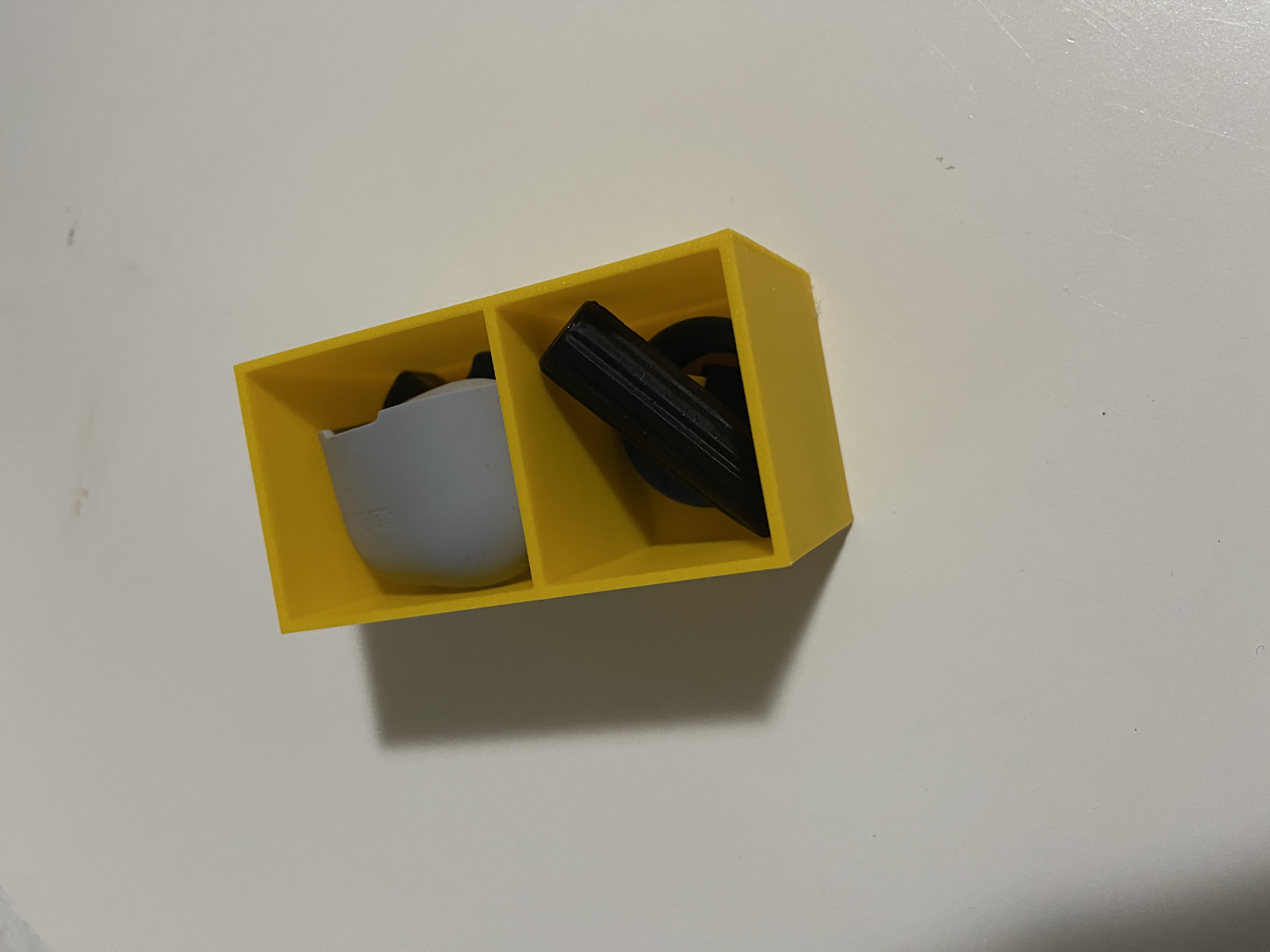 Storage box