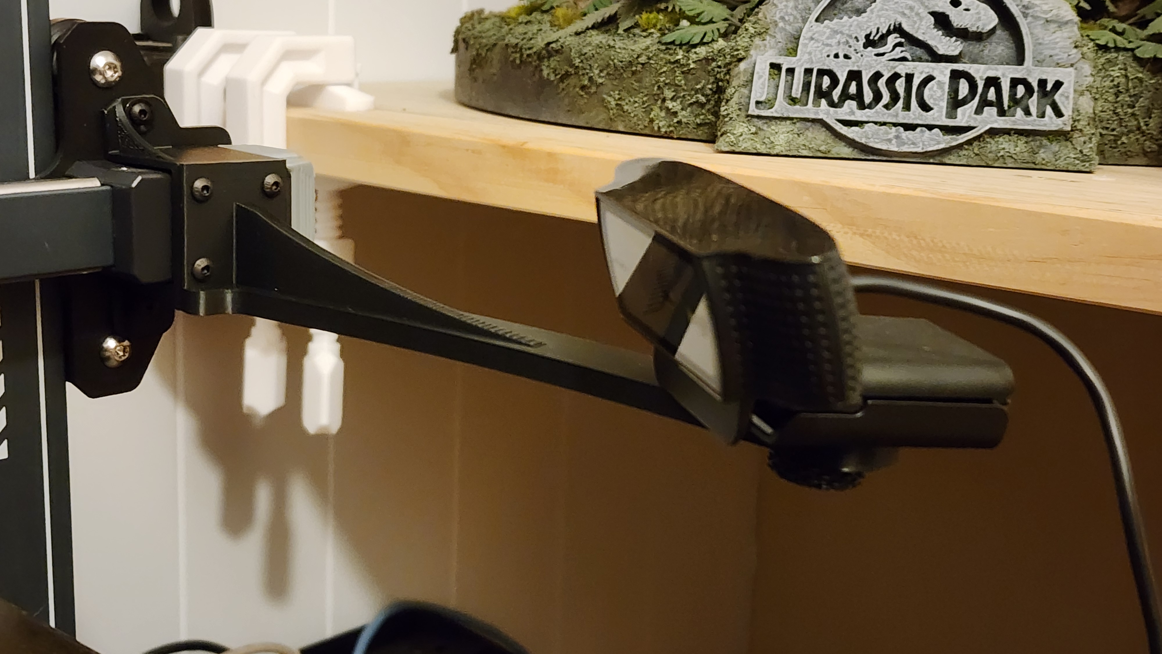 Neptune 4 Logitech C920 mount (longer arm version, 2 parts)