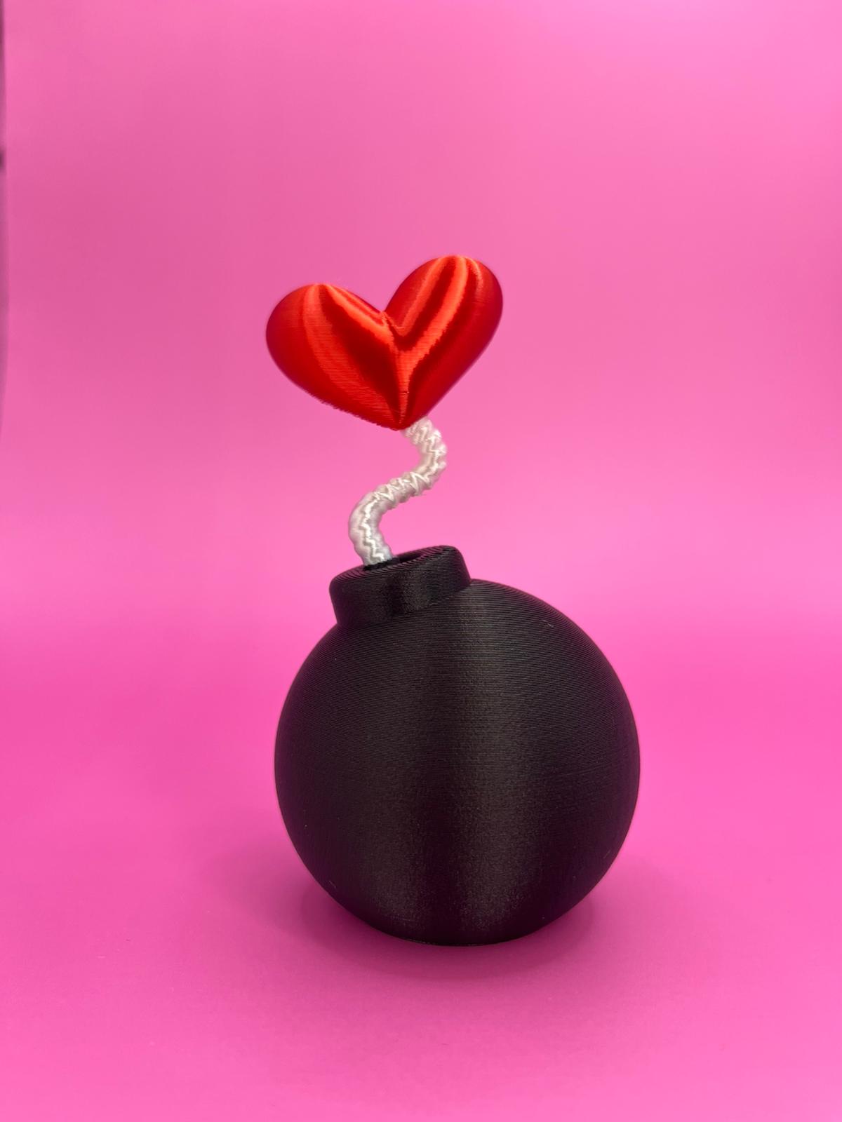 Explosive love decor — miniatura 4