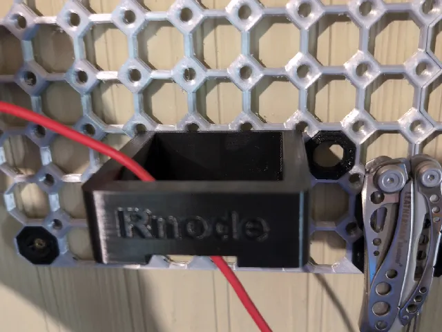 The Wallop Multiboard holder