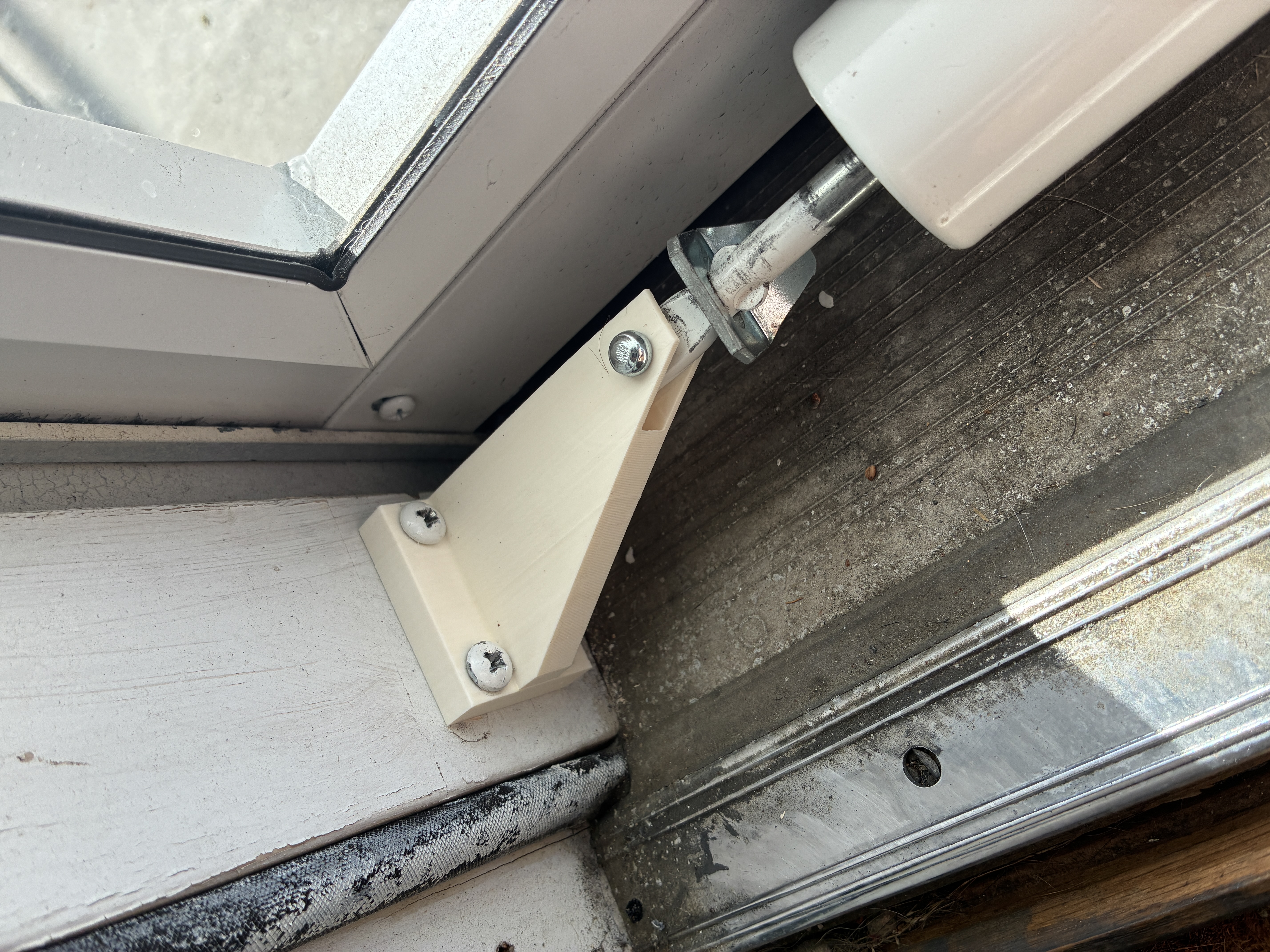 Door Frame Gas Strut Mount
