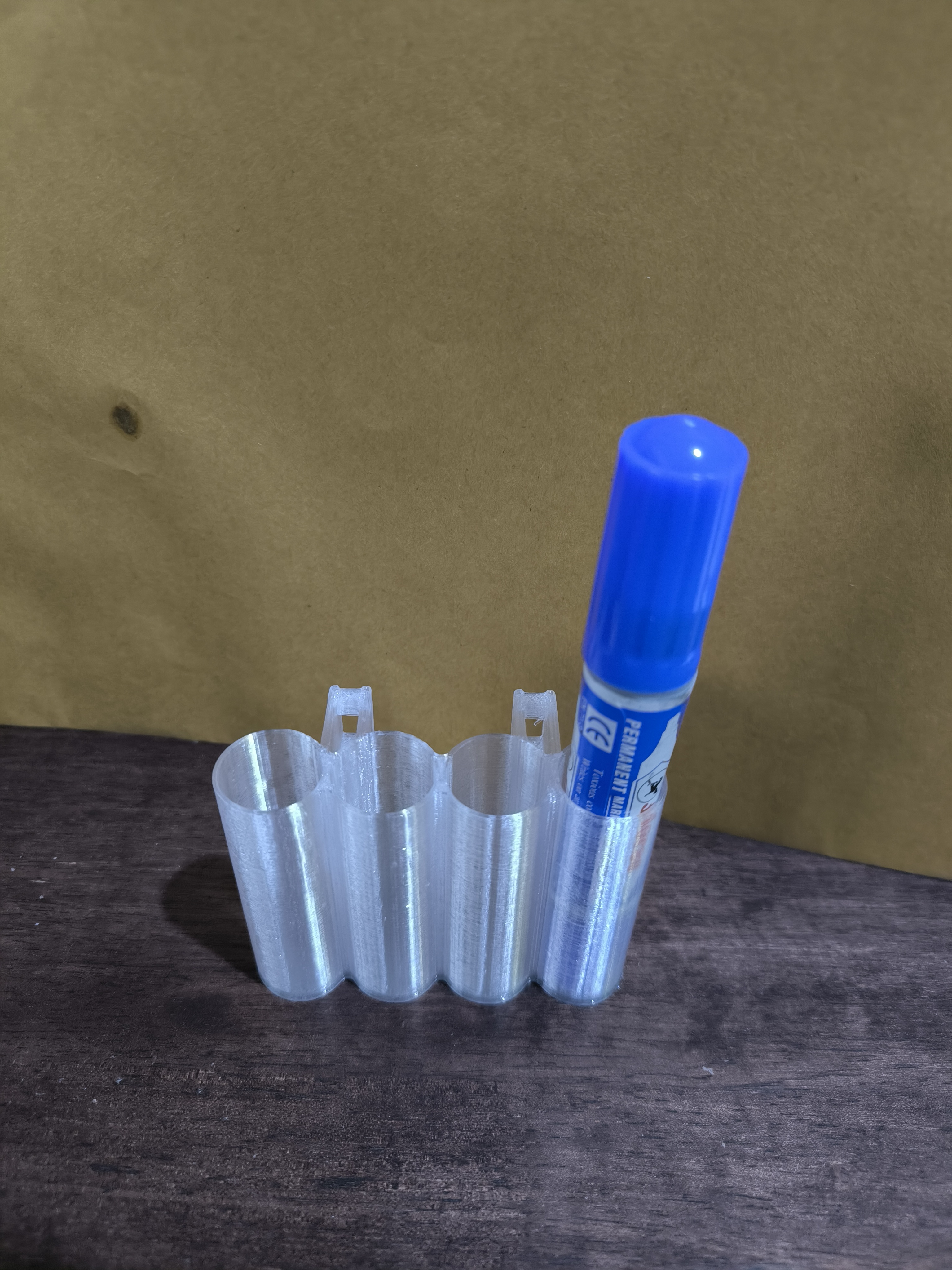 Remix Vertical Pen Holder Larger pen