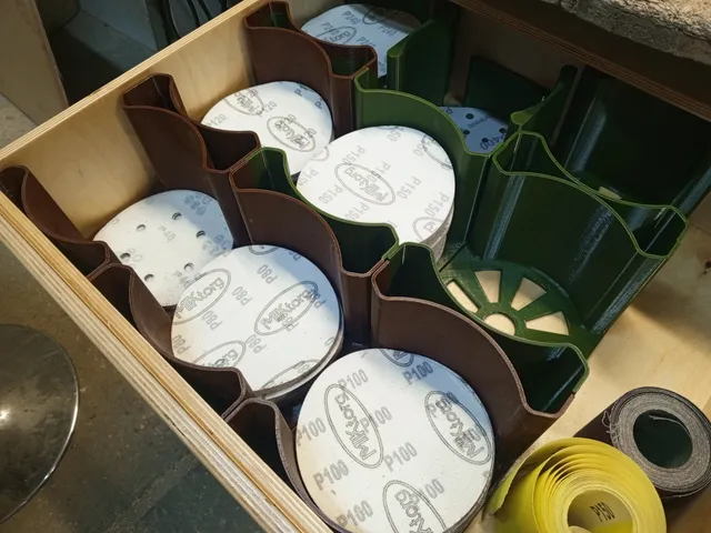 Sanding disks 150 mm holder / Держатель шлифовальных дисков Ф150 мм