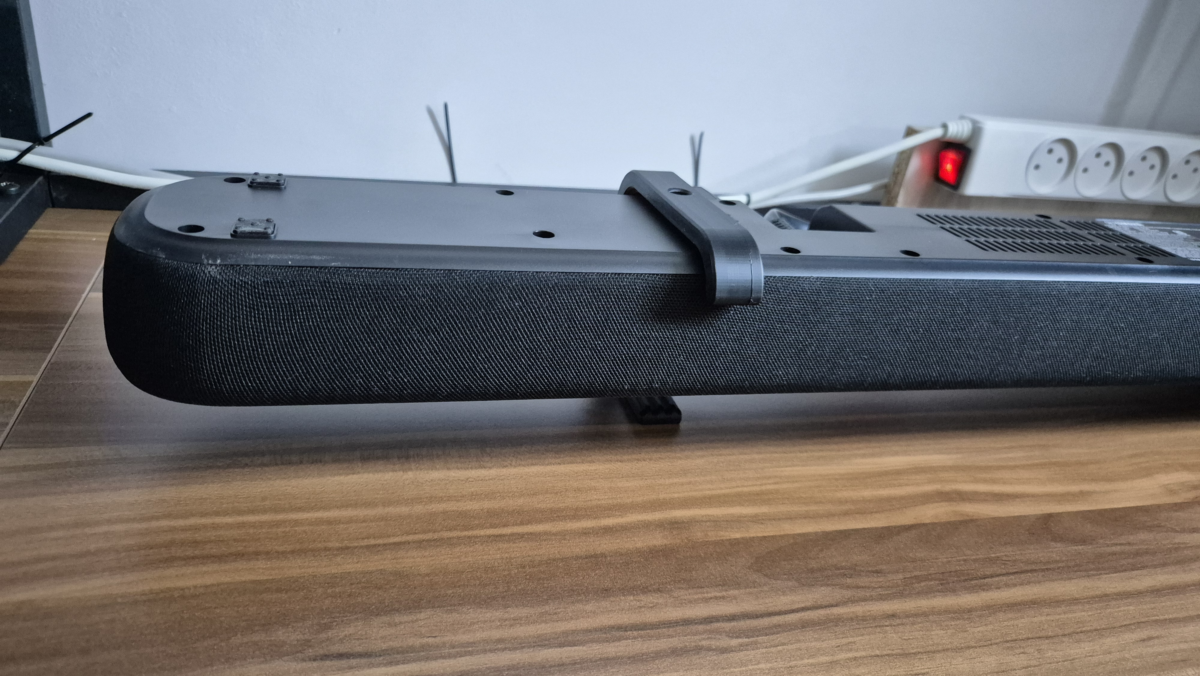 sound bar under table mount