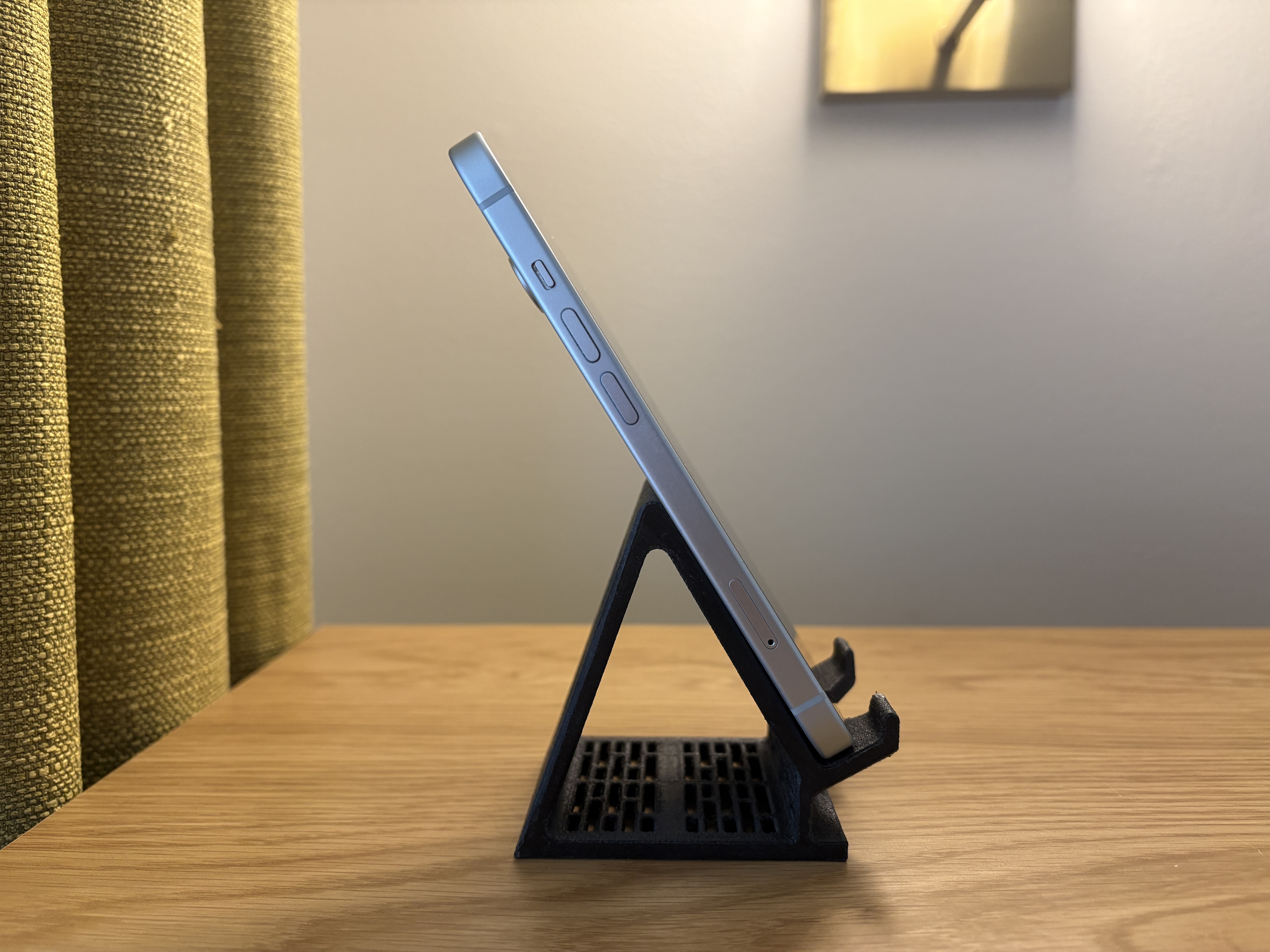 Miniatura 4 do modelo 3D Phone stand