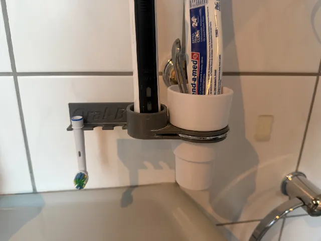 Oral B halter/holder mit/with Becher/Cup