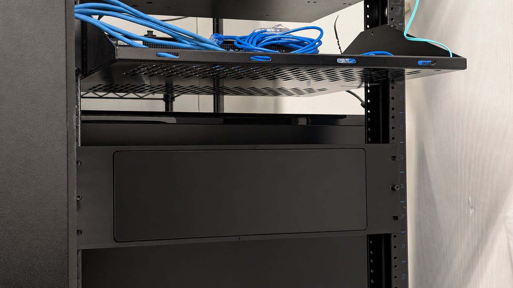 Xeneon Edge Rack Mount