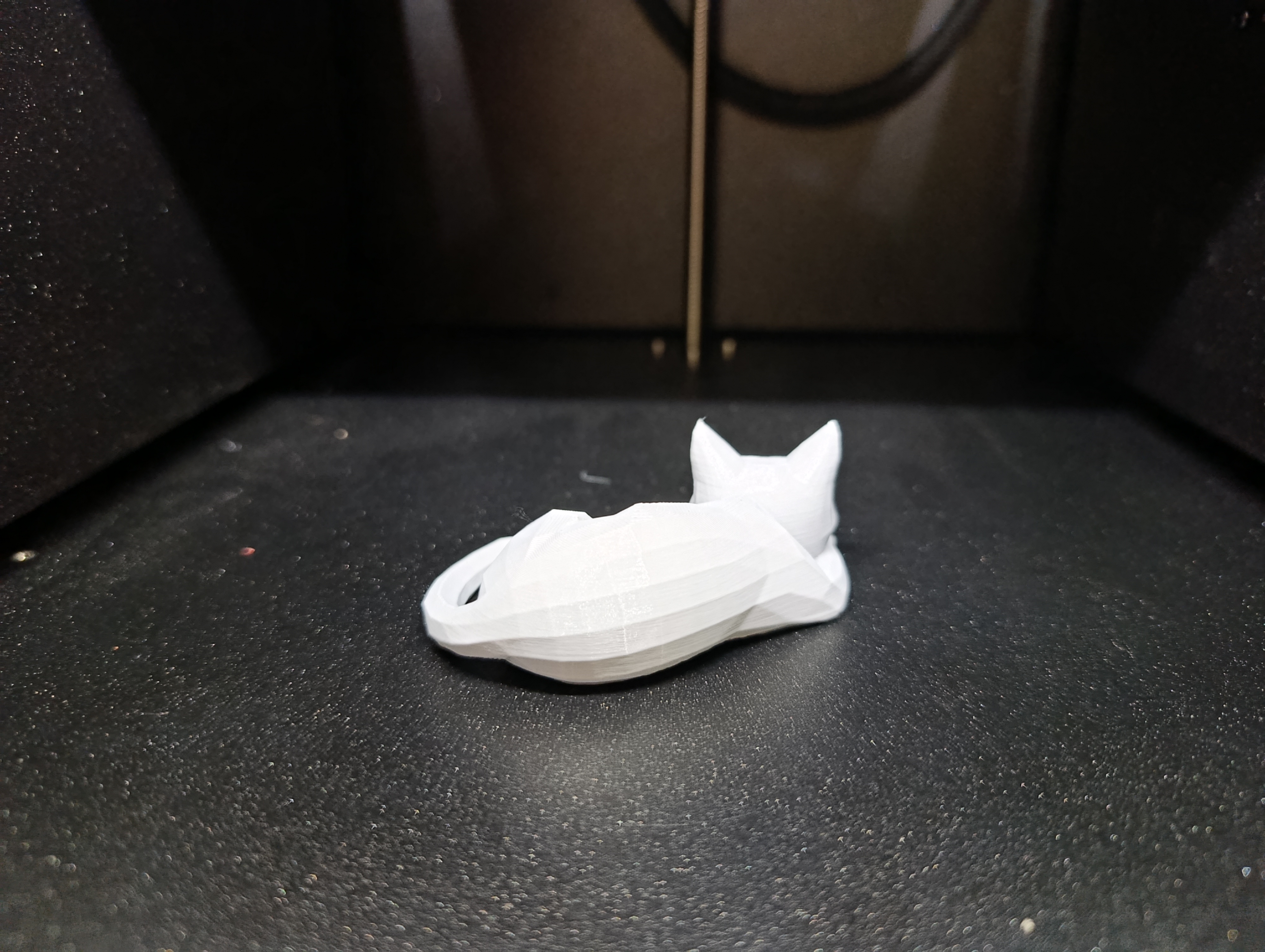 Miniatura 3 do modelo 3D Low-Poly Sleeping Cat