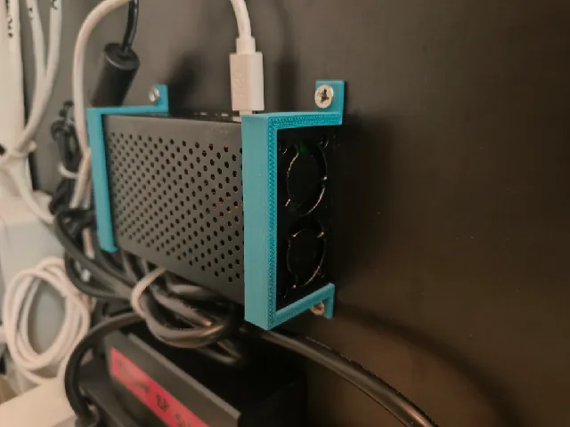 Raspberry PI 5 case wall mount