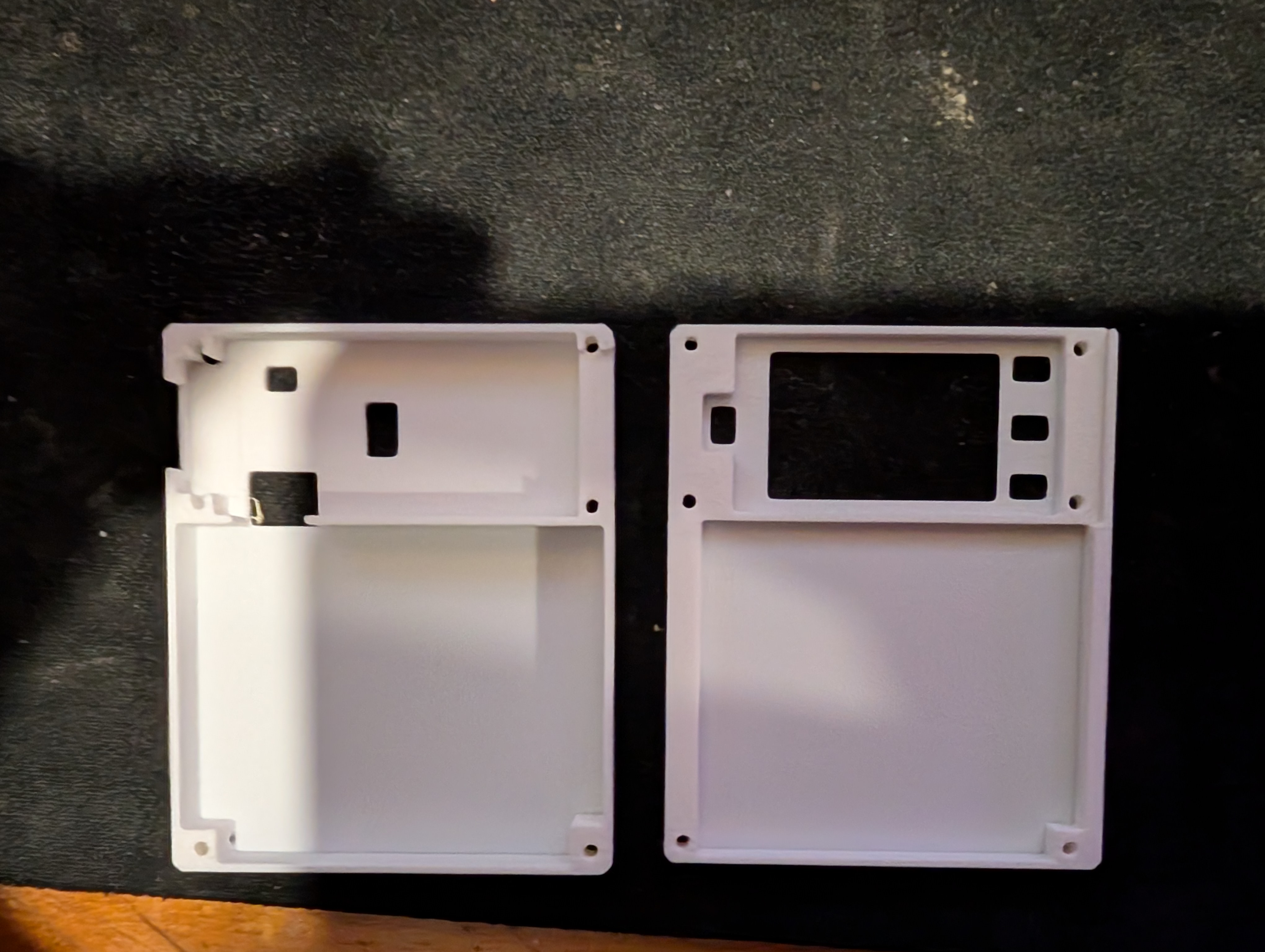 Adafruit ESP32-S2 Reverse TFT Feather Case Remix - Larger Battery Compartment