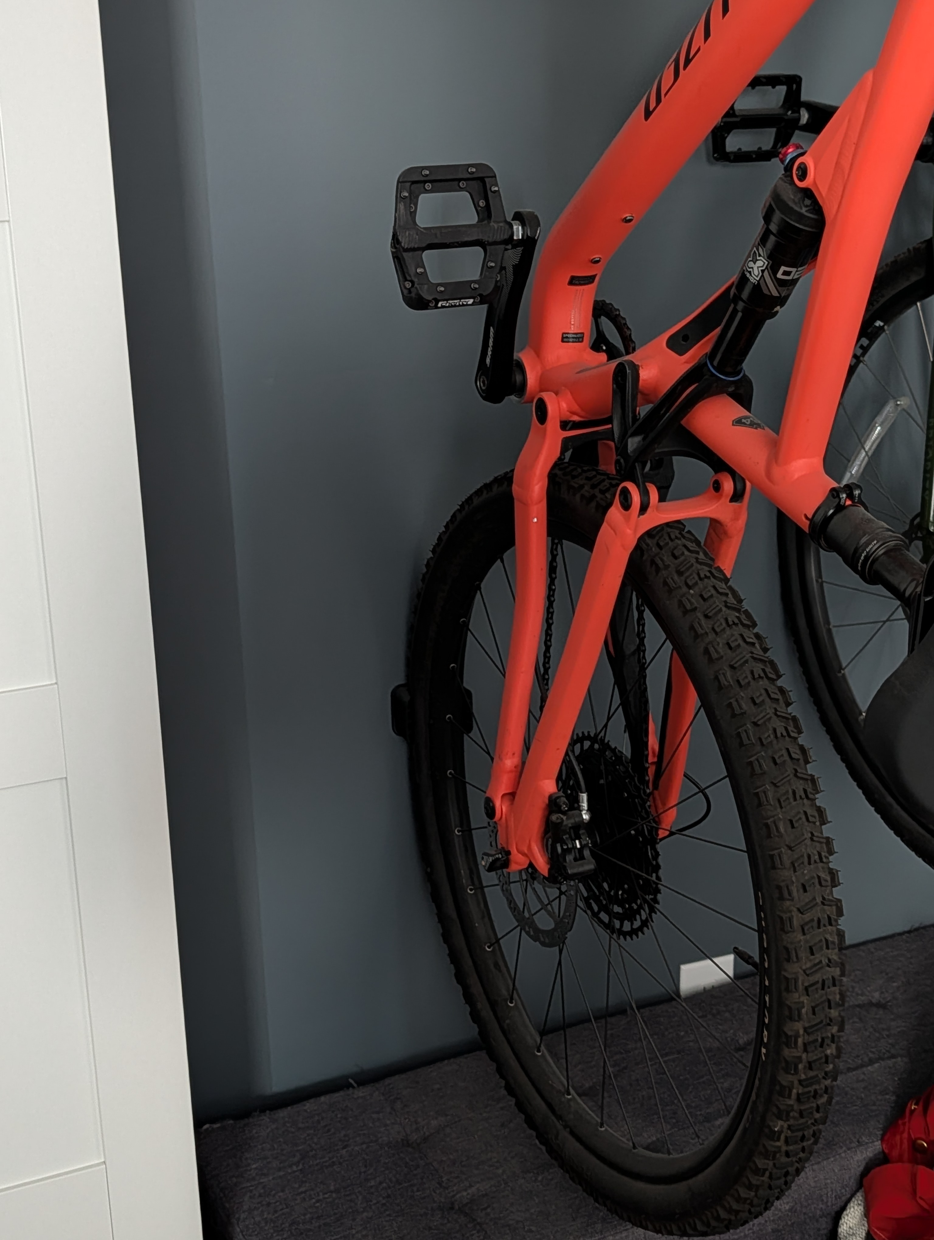 Bike Tire Wall Protector
