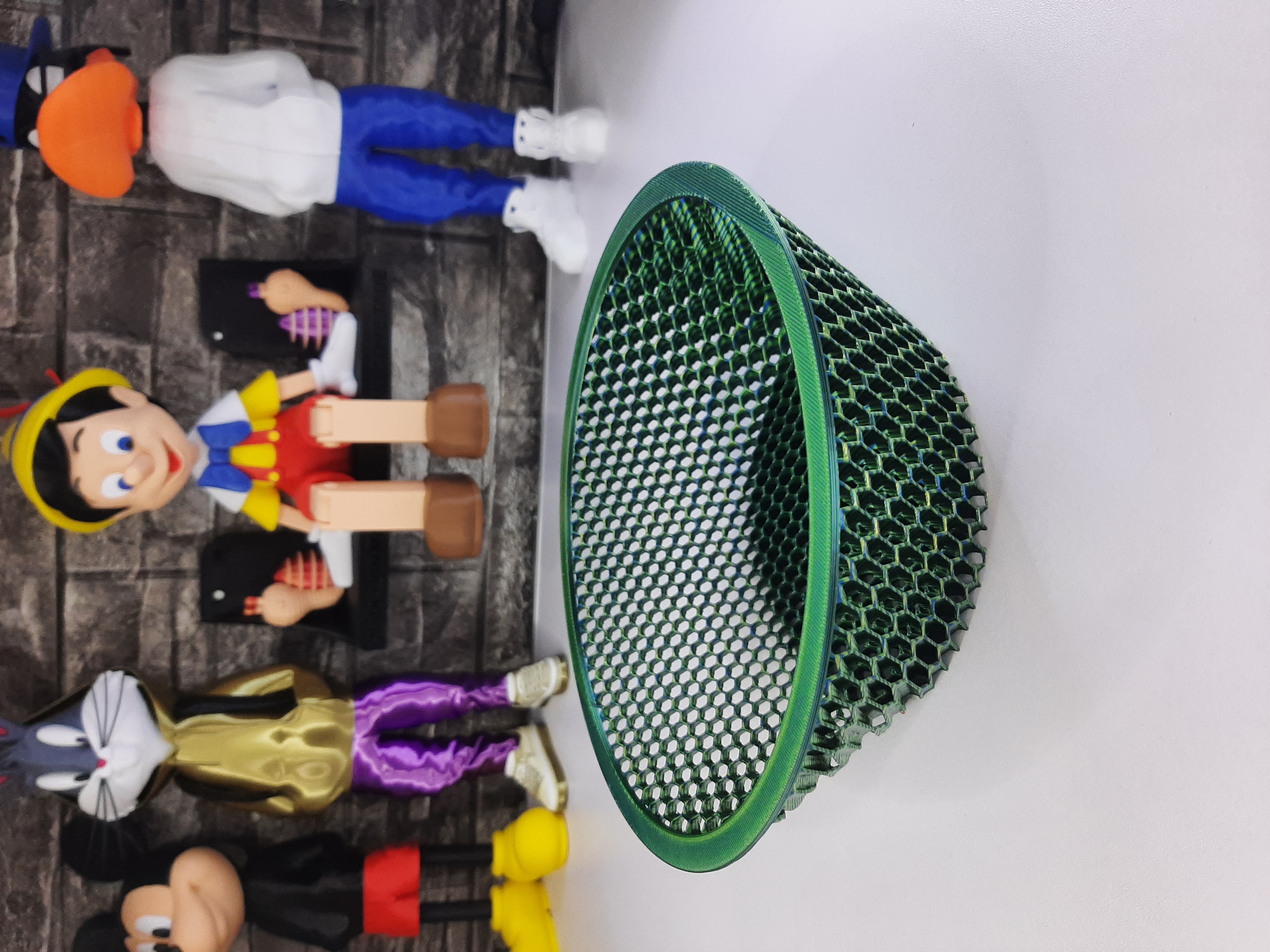 honeycomb circular bowl 3D model by geo panta